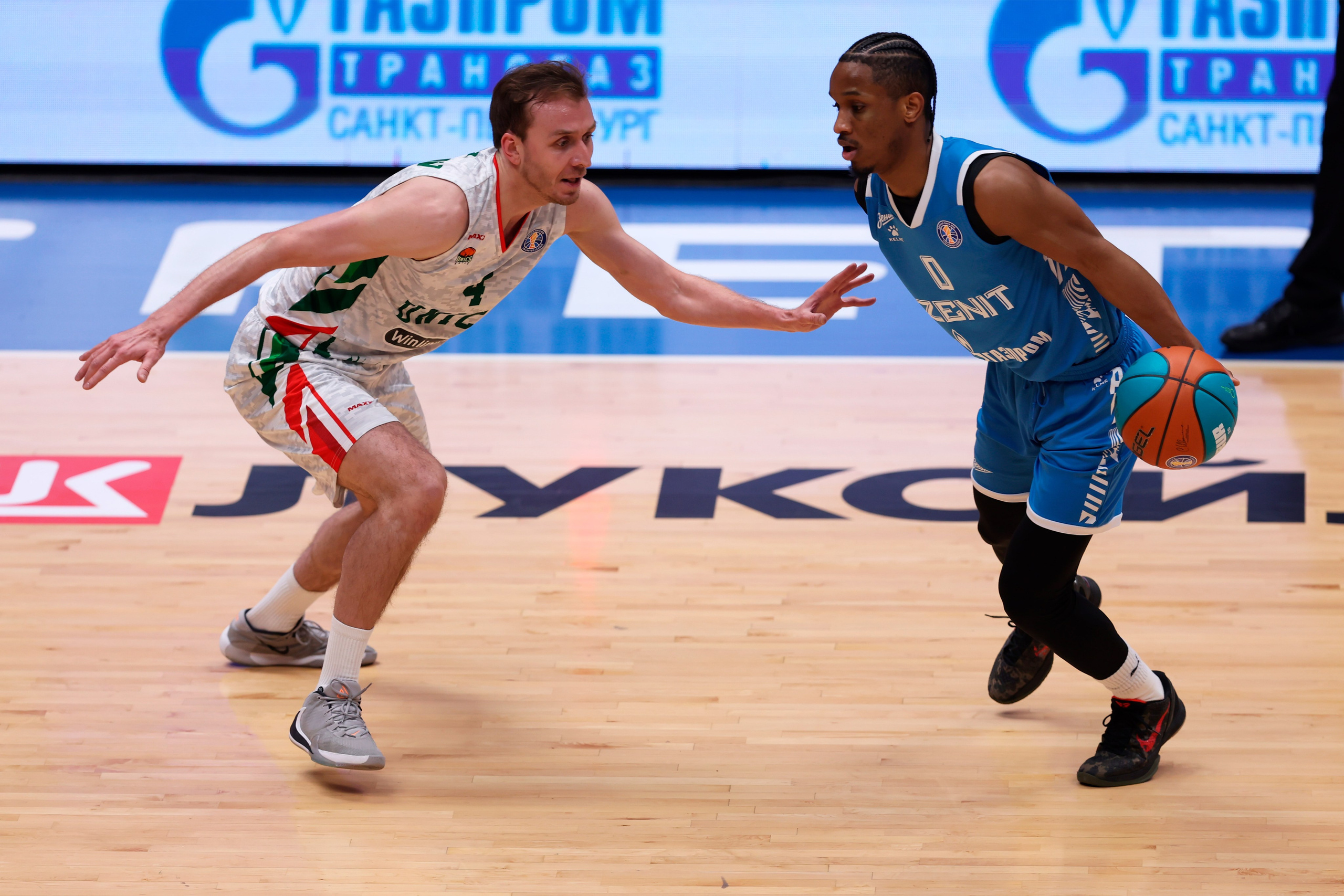 БК Зенит — БК Уникс 13.02.2025. Спортивный и репортажный фотограф Антон Тереханов