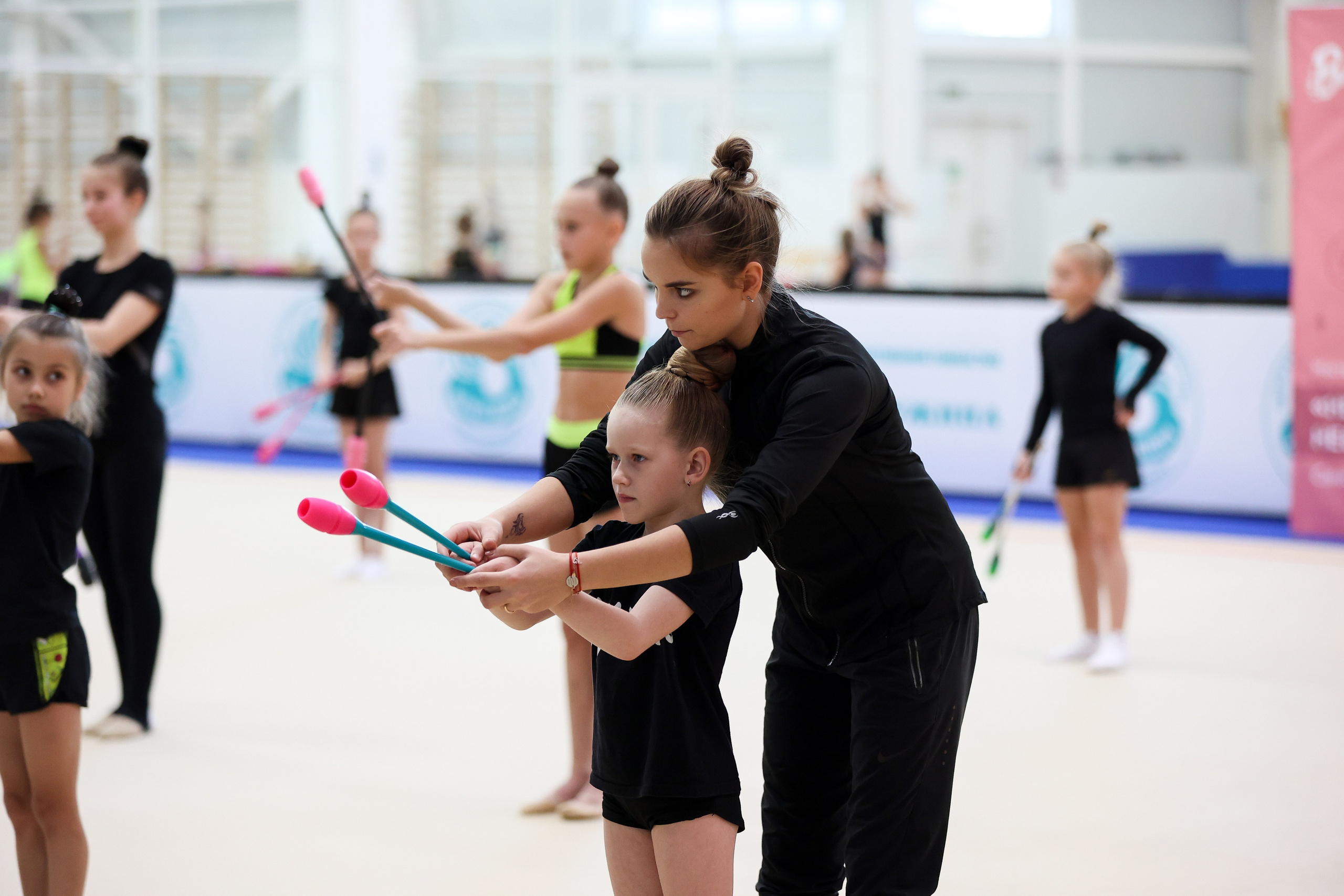 Мастер-класс Дины и Арины Авериных 29–30 октября 2022 Санкт-Петербург. Спортивный и репортажный фотограф Антон Тереханов