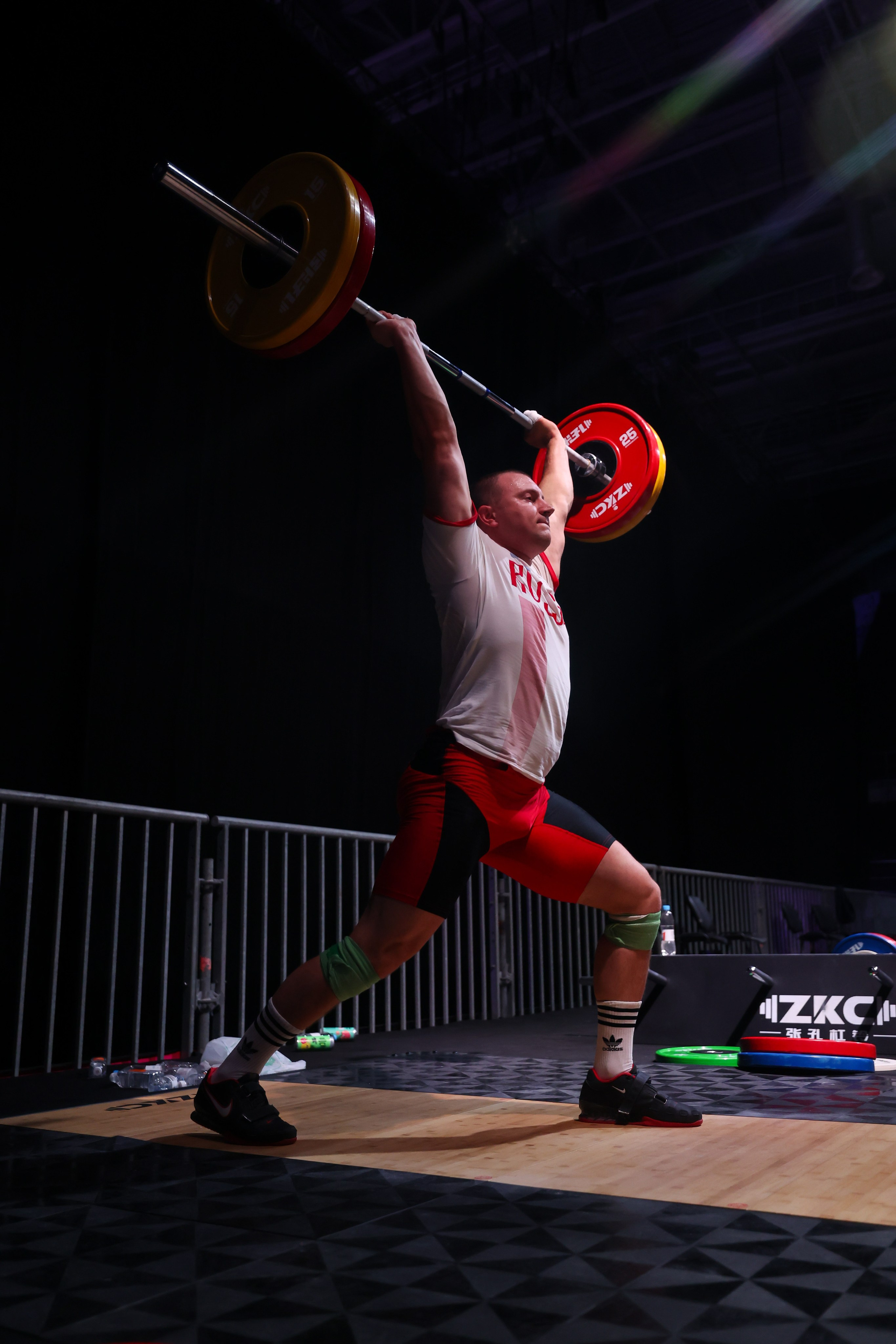 Чемпионат России по тяжелой атлетике 2025. Спортивный и репортажный фотограф Антон Тереханов