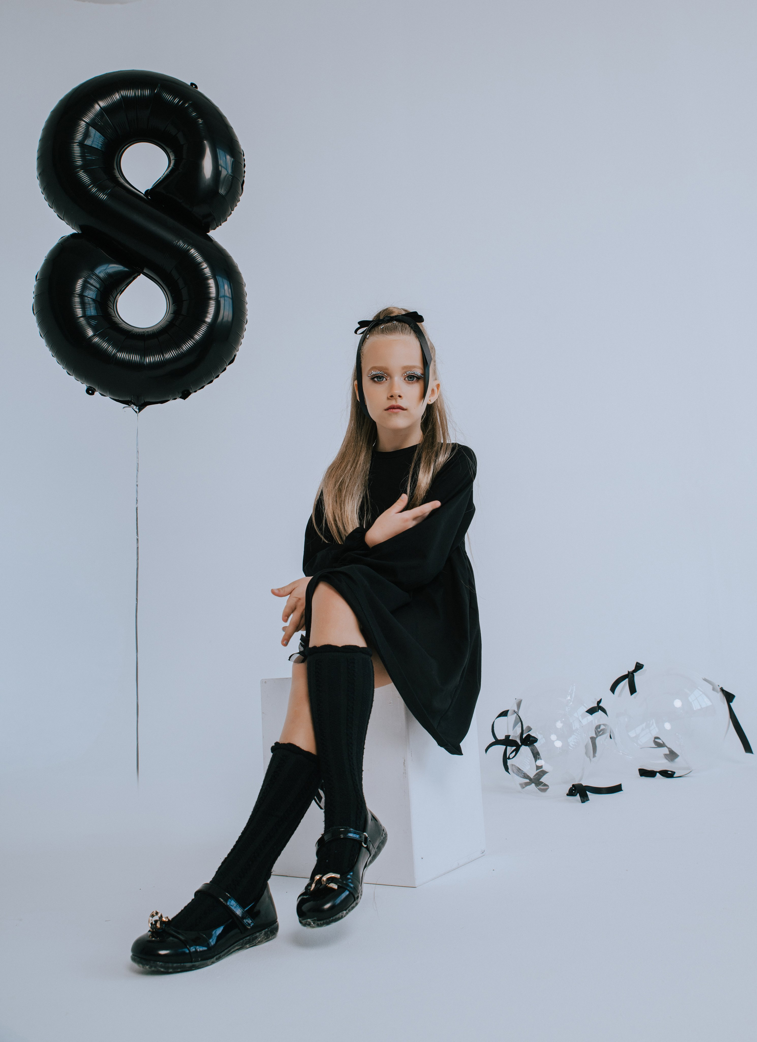 Мира. Фотограф Ярмишко Дарья. Выпускные фотокниги