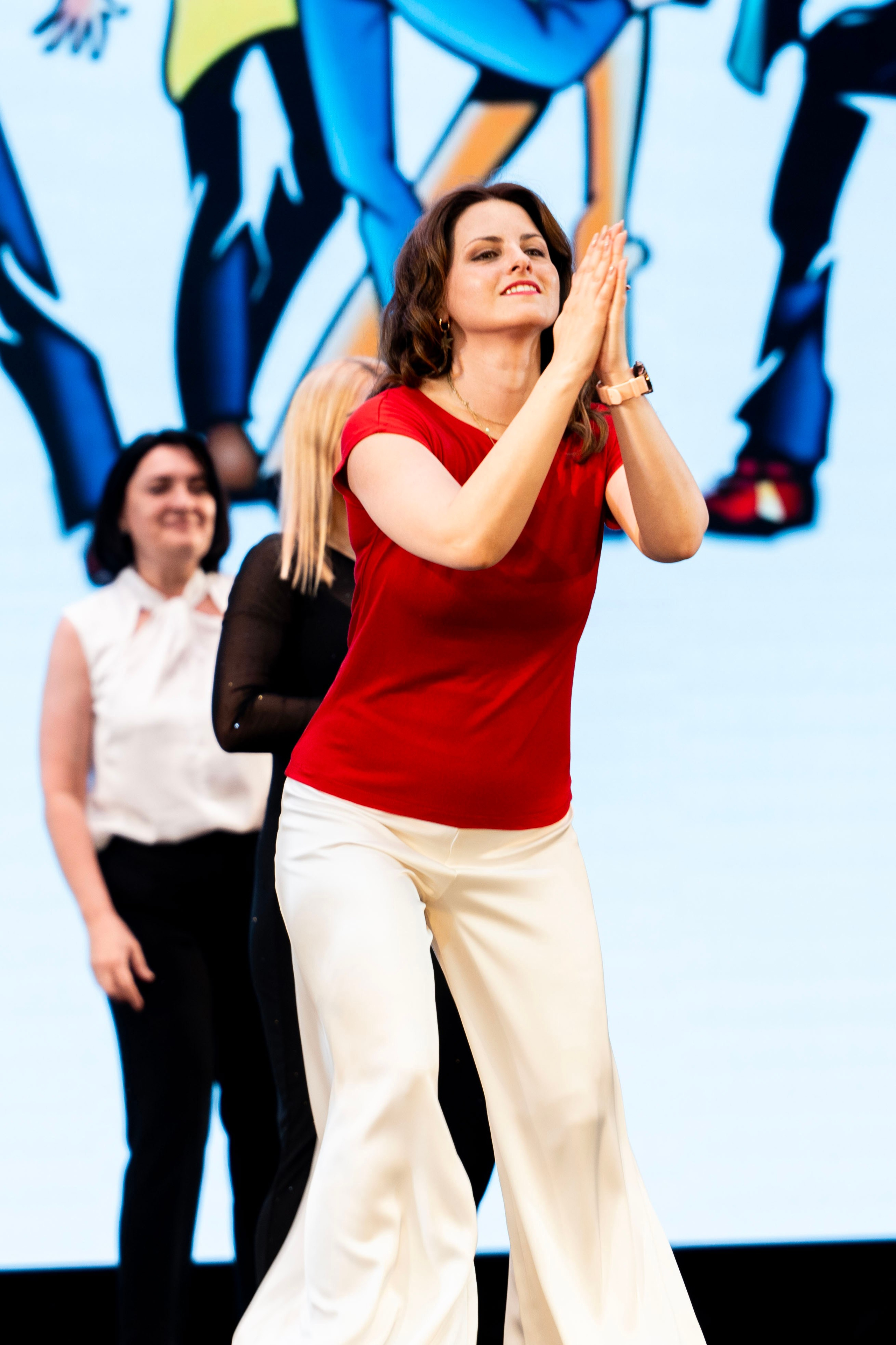 Выдача аттестатов 9 классы. Фотограф Юлия Попова