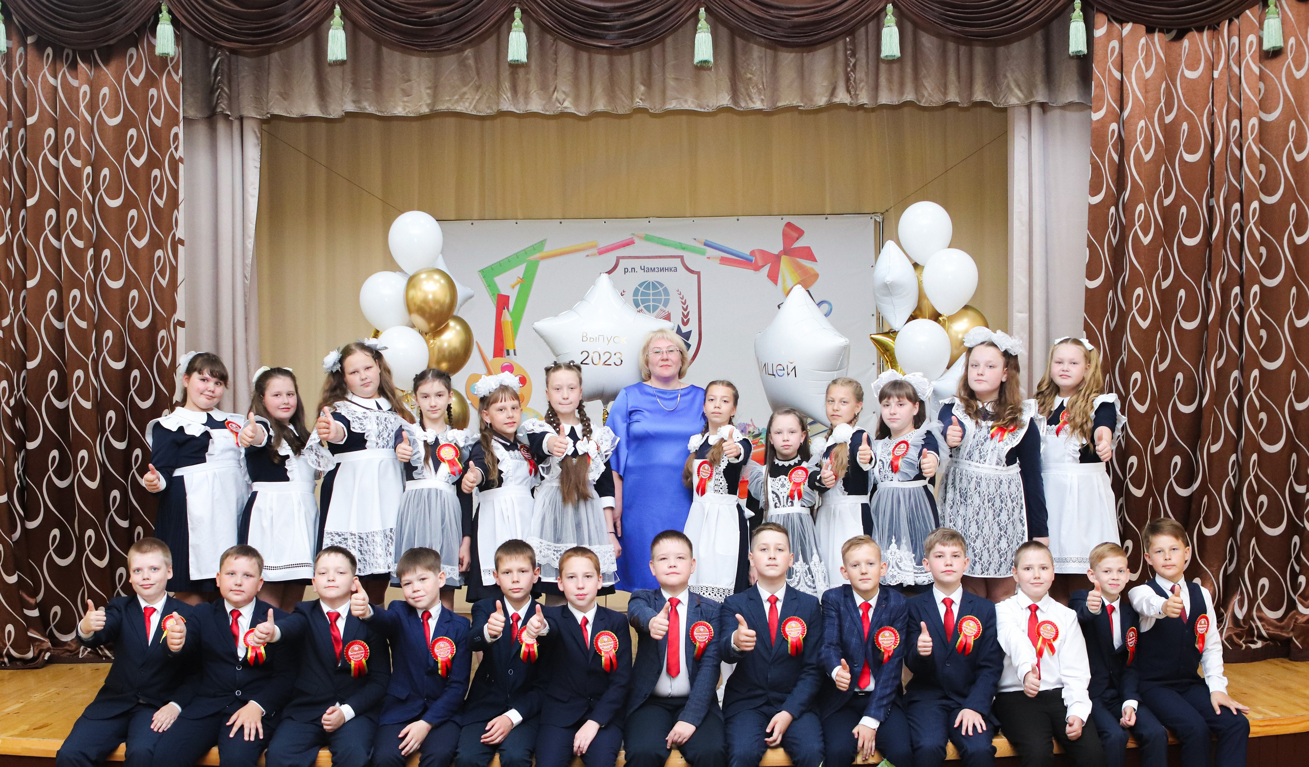 Выпускники 4 класс. Семейный свадебный детский фотограф Саранск Наталья Сыркина