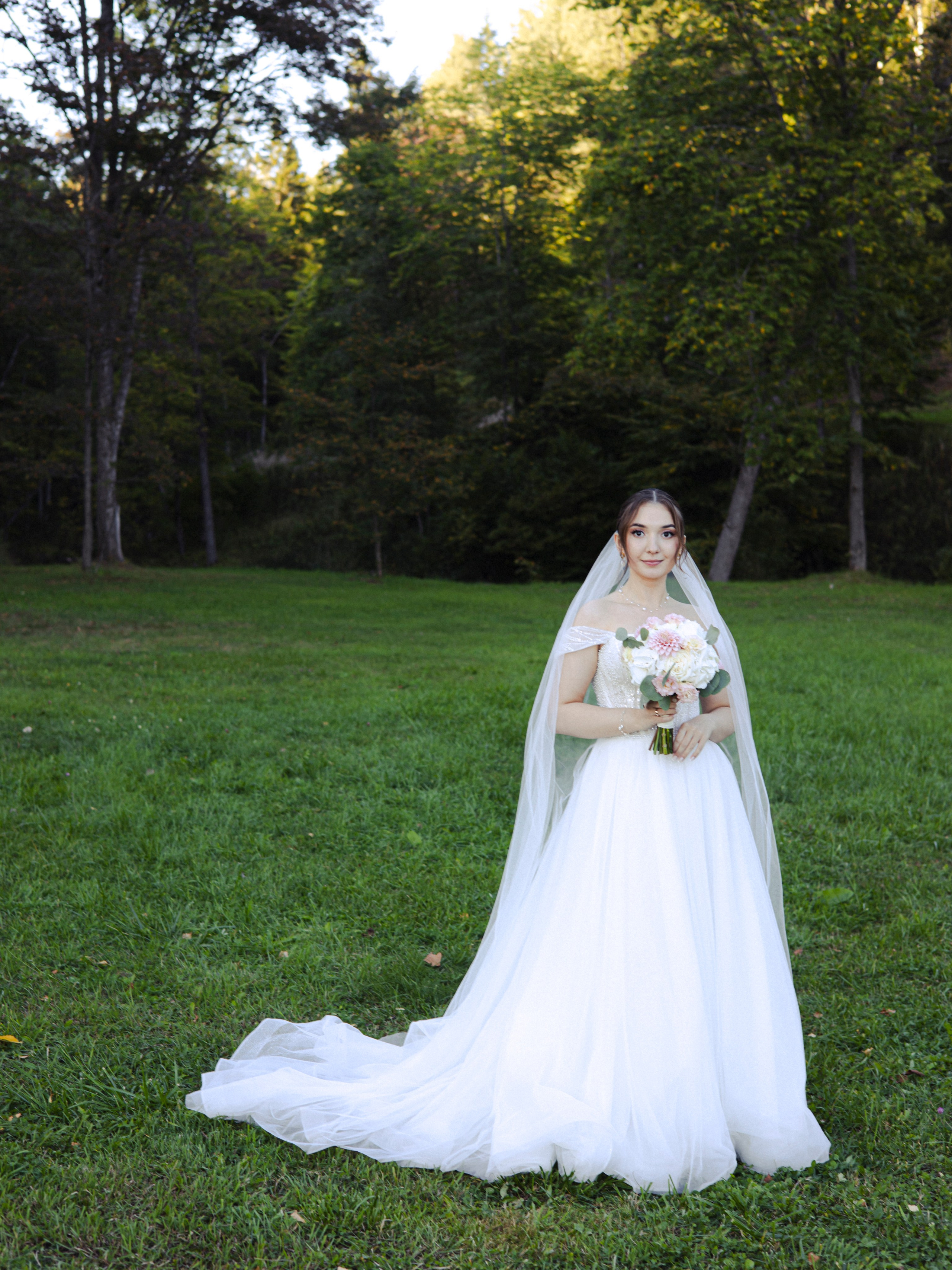 Выездная регистрация в Любогорье. Фотограф СПБ Засорина Юлия