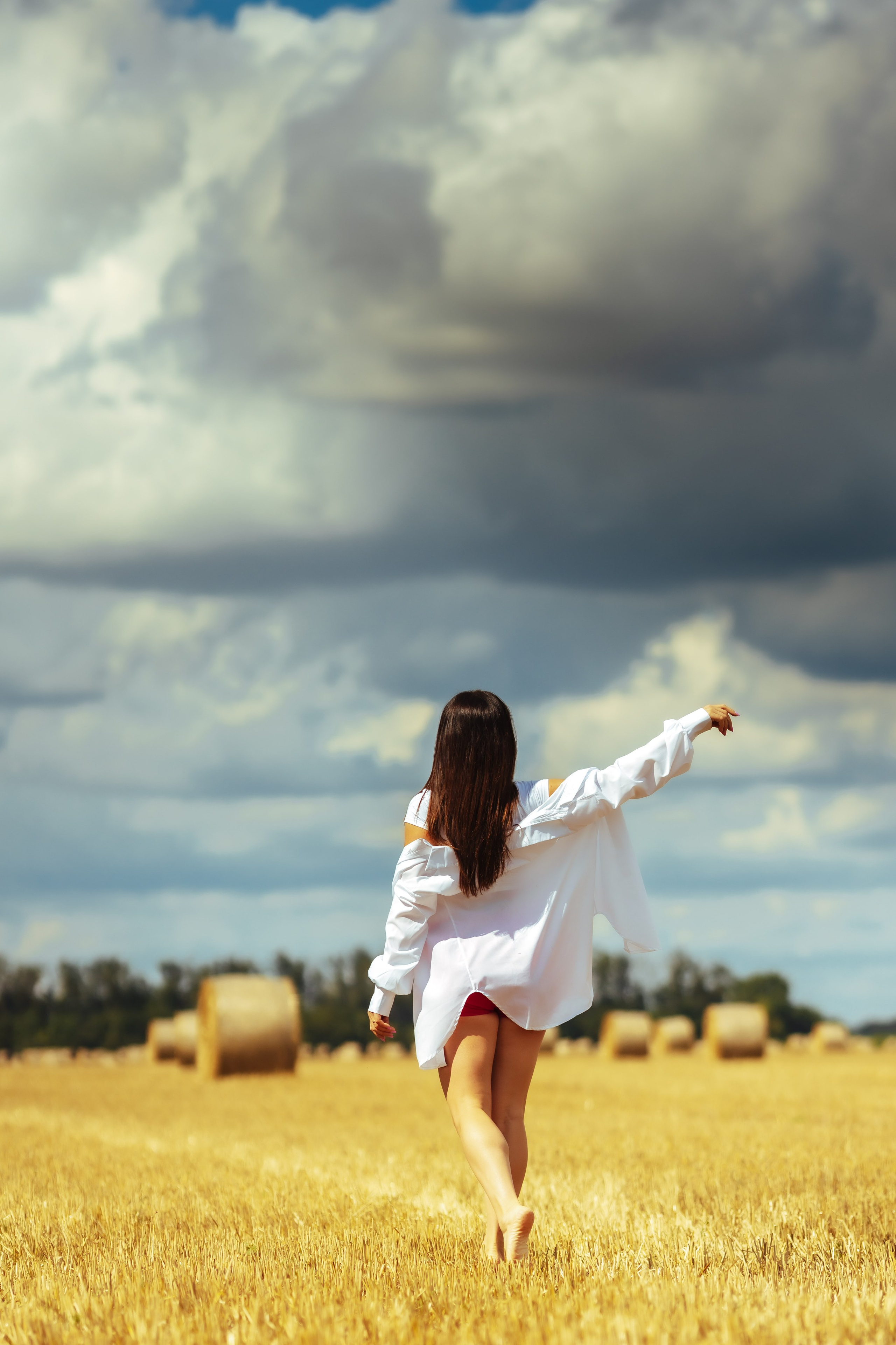 Осень. Профессиональный фотограф и видеооператор