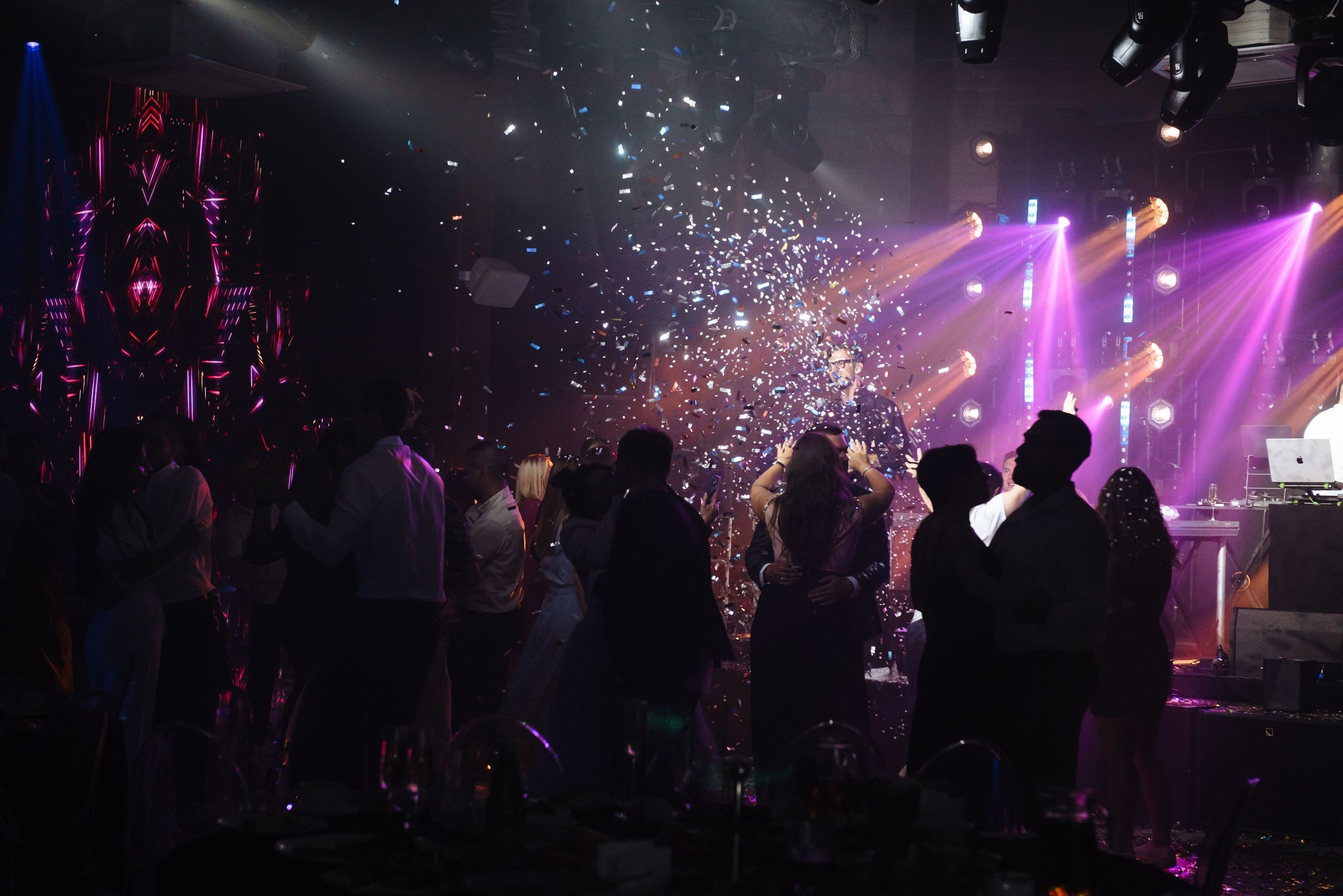 Организовать день рождения Ростов. Студия событий ДЕЙЗИ. Организация мероприятий. Свадебное агентство в Ростове-на-Дону. Свадебный организатор. Организация свадьбы под ключ