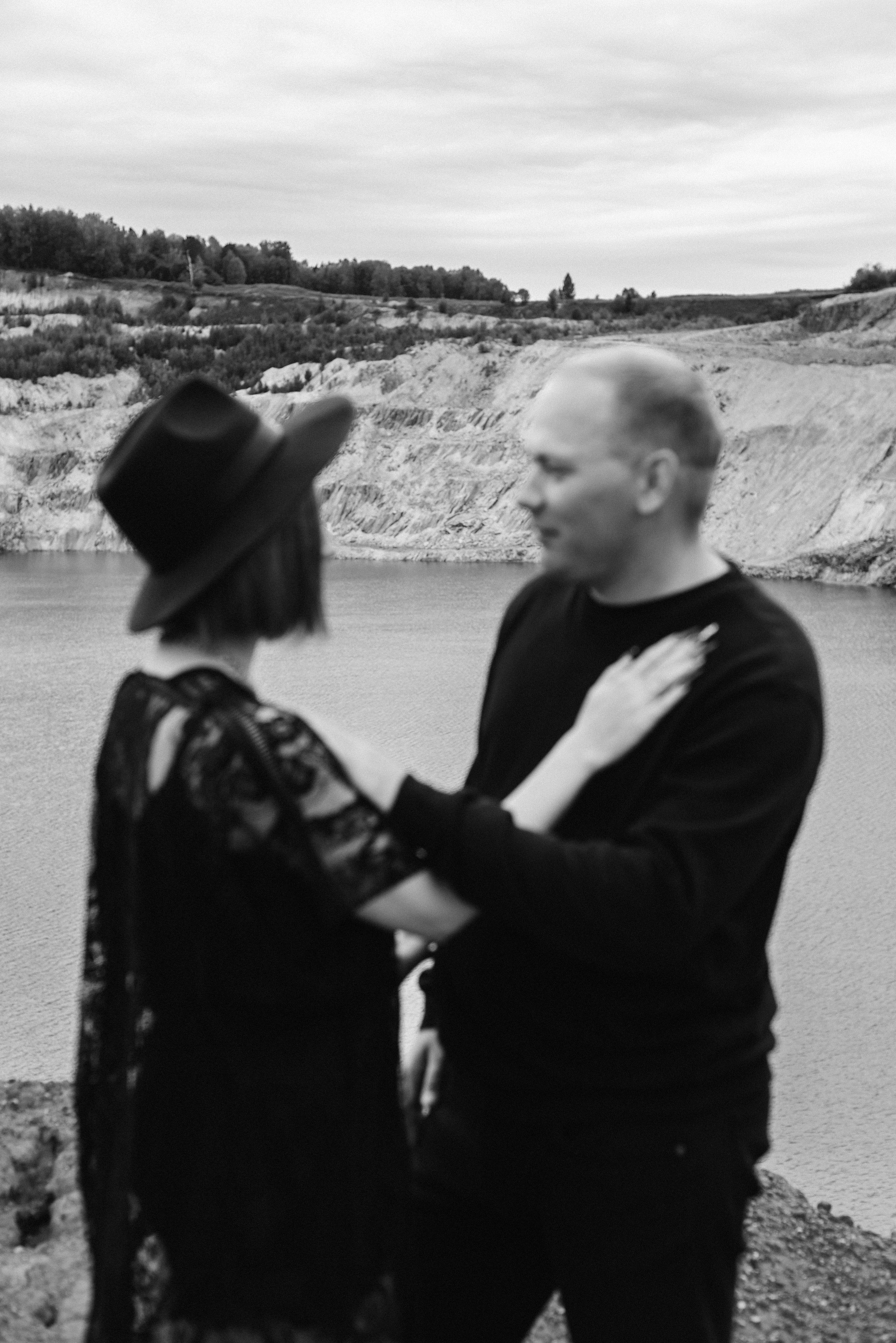 Love Story Фотосессия на Гурьевском карьере (Марс)