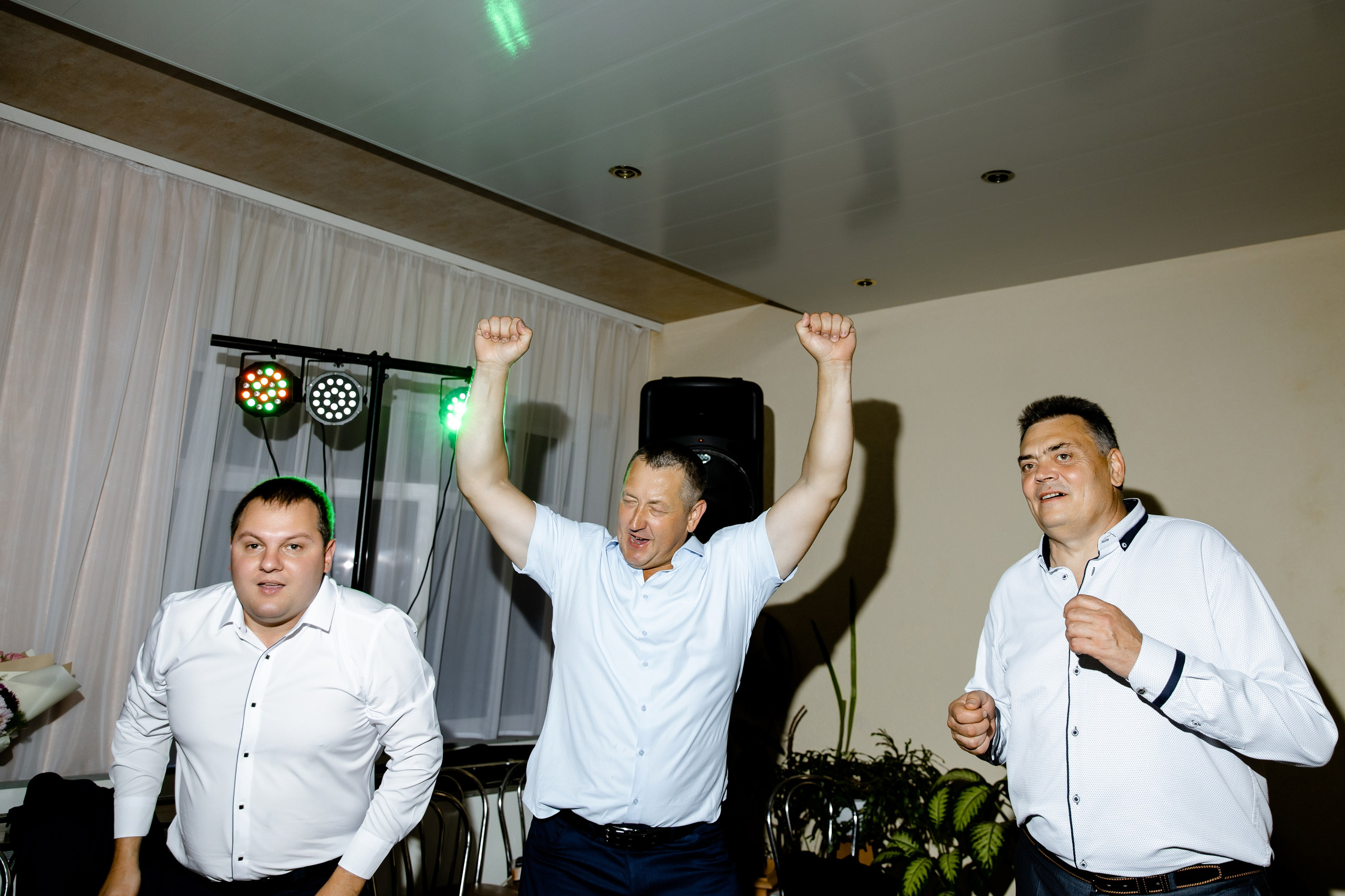 Свадебный день Максима и Вики. Свадебный фотограф Анна Бабахина