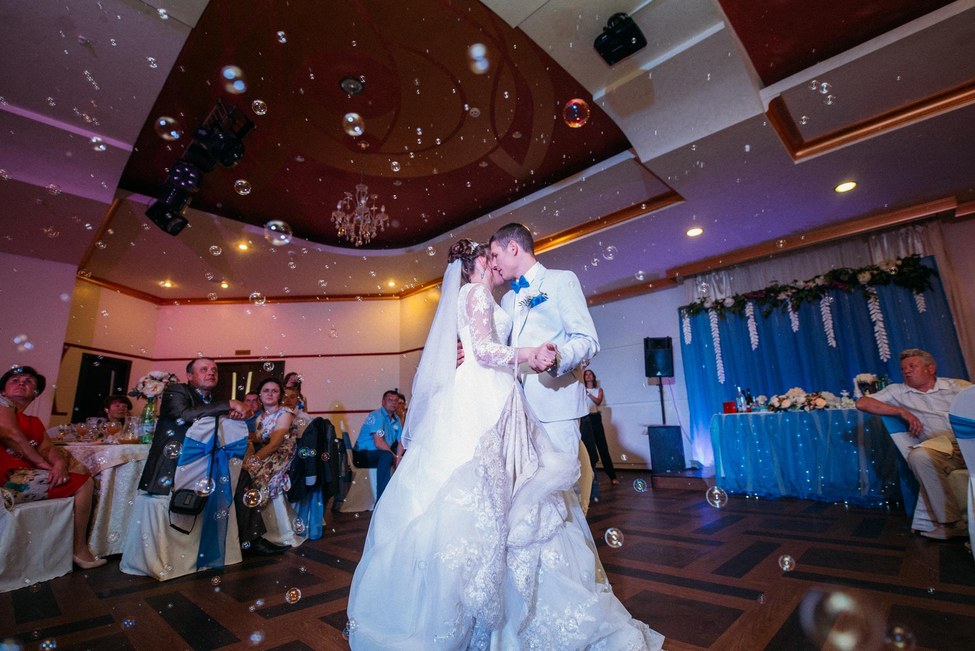 Свадебный фотограф в Иваново Александр Кондаков | Живые эмоции. Фотограф для маркетплейсов в Иваново | Съемки одежды и белья