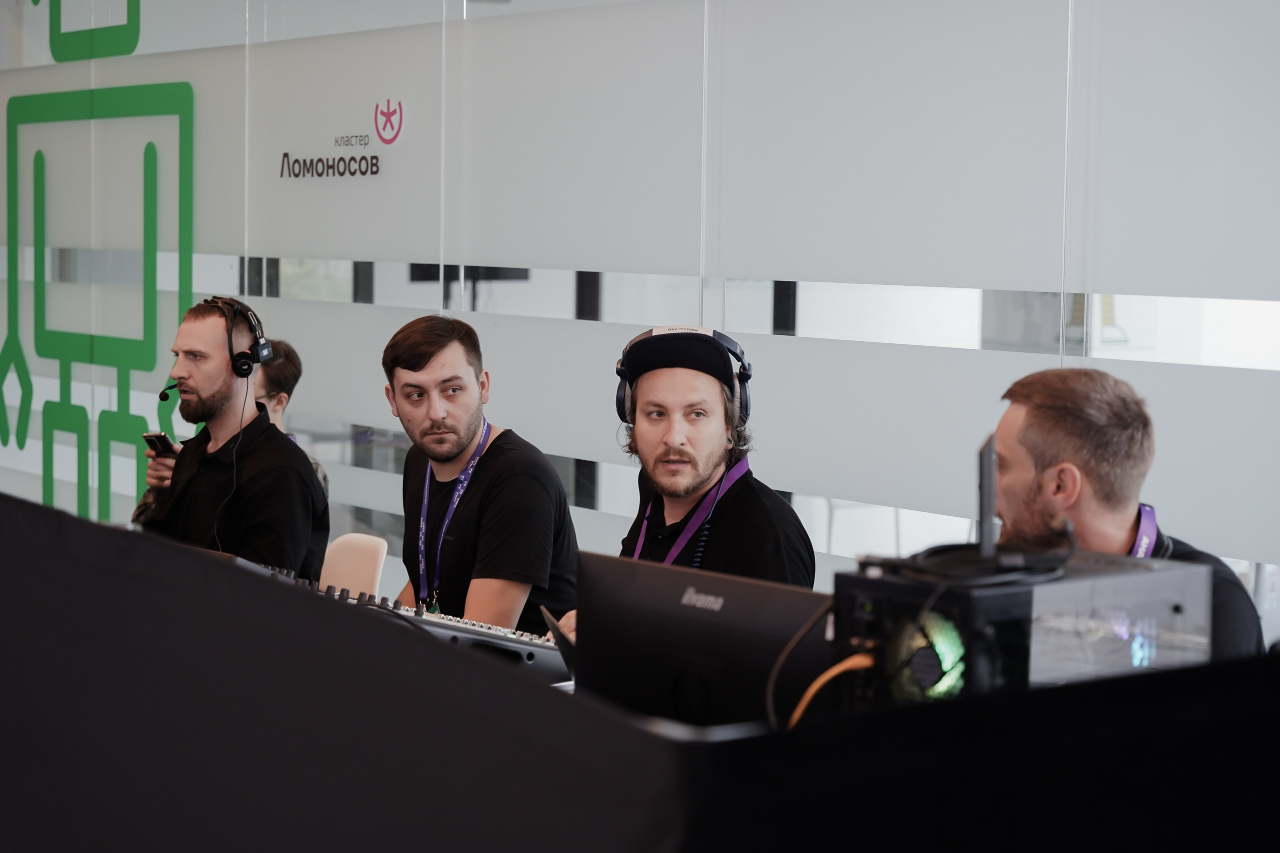 Aha! — 6 июня 2024. Фотобанк Матемаркетинг