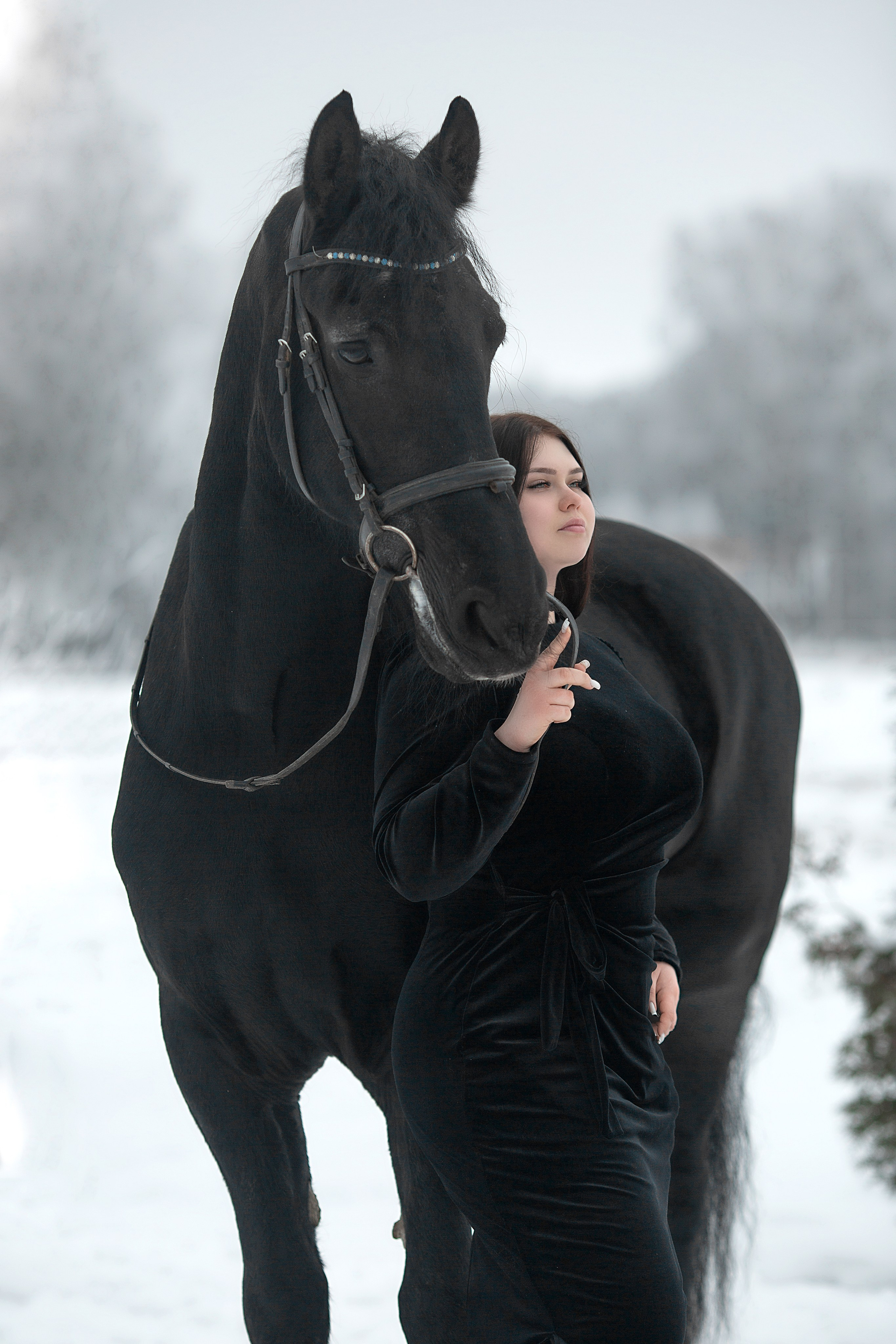 Мария и Ферзь. Фотосессия с лошадьми в Нижнем Новгороде
