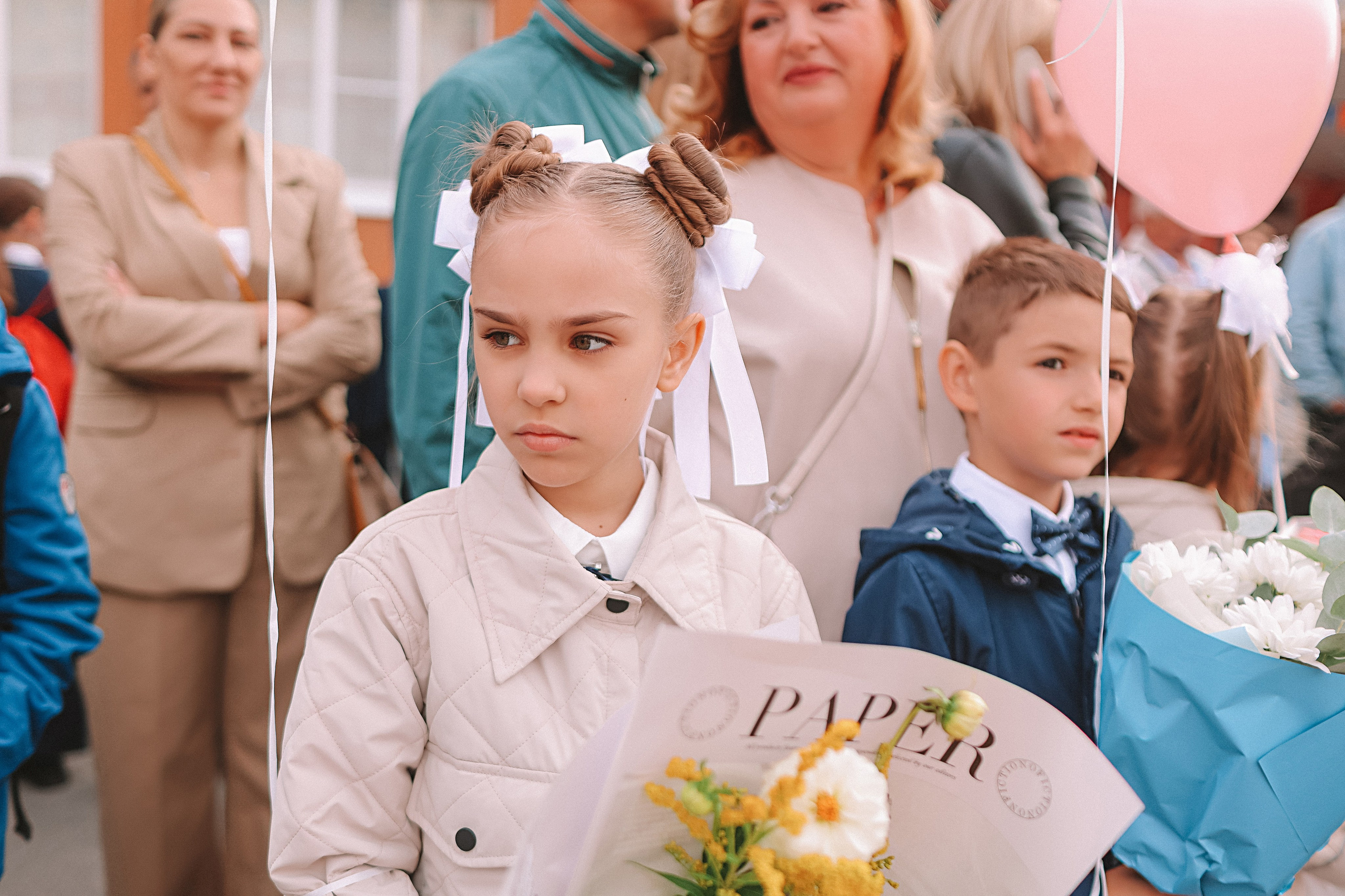 1 сентября линейка+кл час+портреты. Семейный фотограф Тюмень, фотограф на роды Салмина Мария