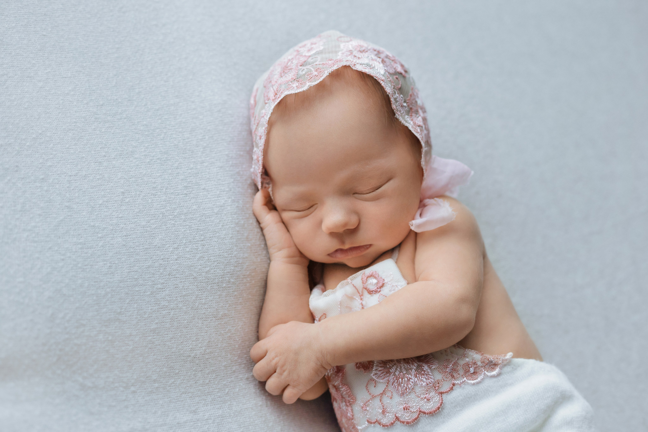 Девочки. Фотограф новорожденных Химки, Красногорск, Мытищи и Москва Елена Третьяк