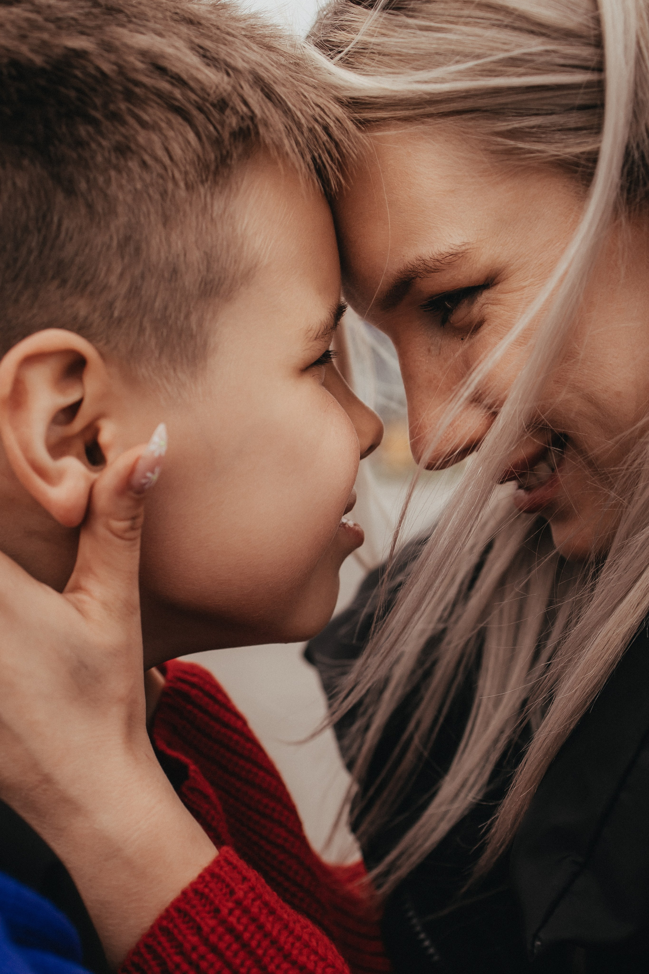 Семейная фотосессия для мамы и сына подростка. Семейный фотограф в Москве, Щелково, Фрязино _ Виктория Степанова