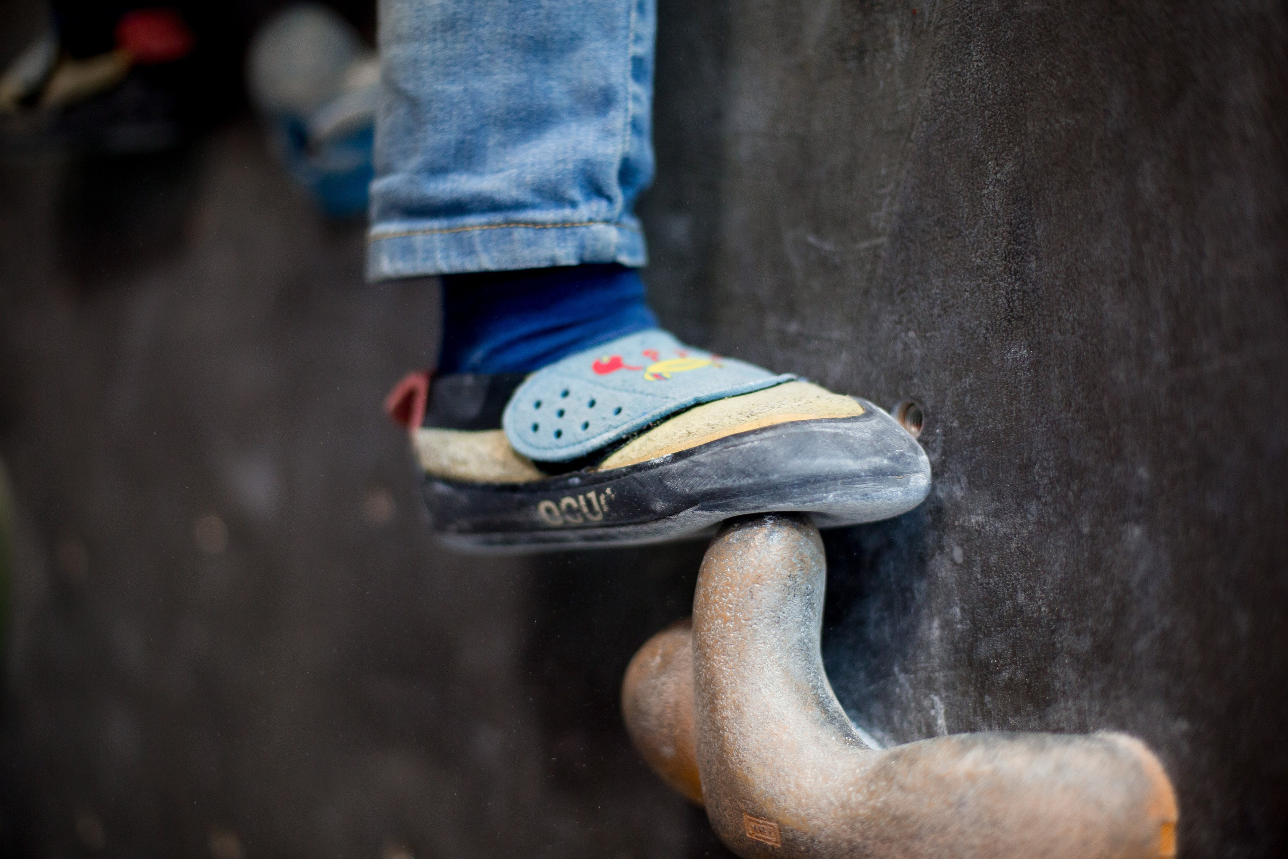 Фотосъемка детского Дня рождения на скалодроме. Репортажный фотограф Борис Геер