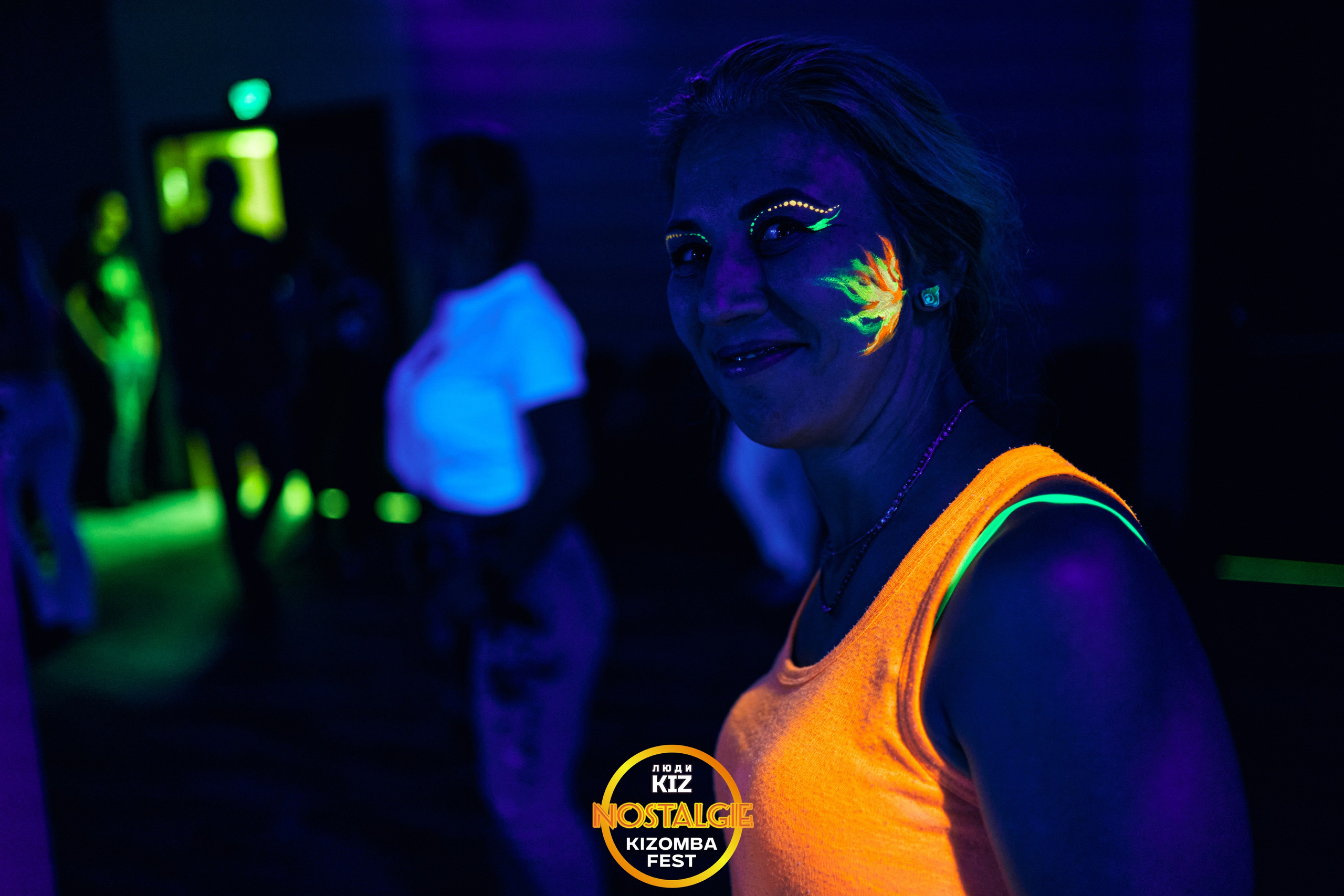 Neon party. Свадебный фотограф