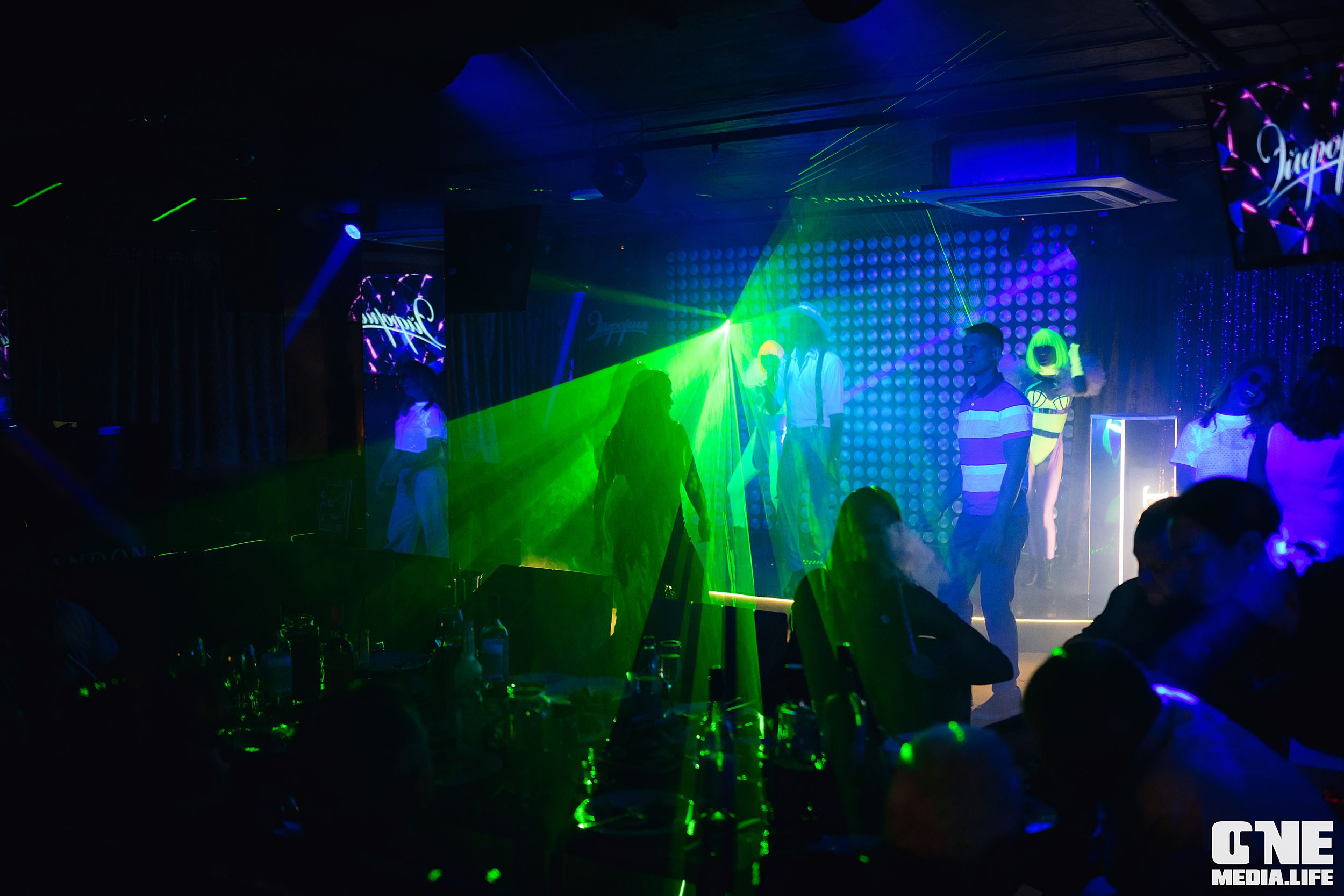 Фоторепортаж из караоке-клуба Эйфория. One Media Life: фоторепортажи, фотоотчеты с мероприятий и заведений