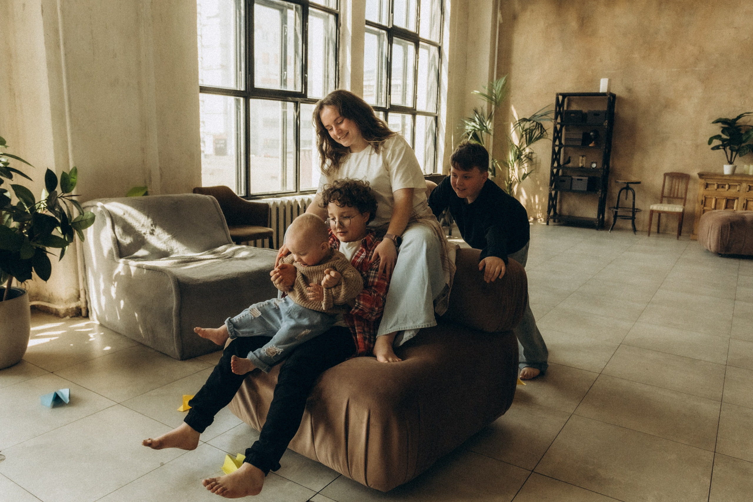 Ильнара и сыновья. Гаврилова Настя семейный фотограф lifestyle в Москве