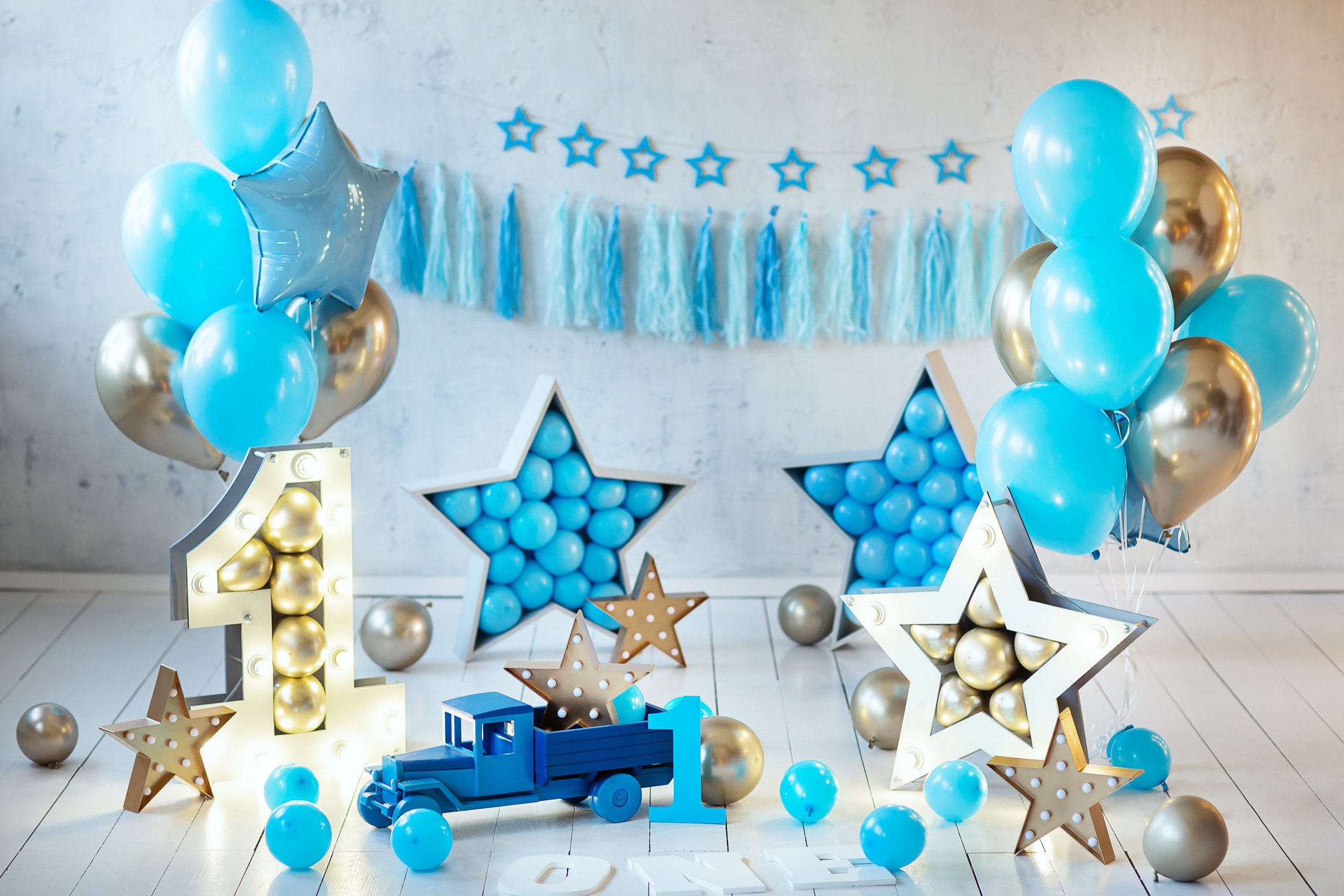 Идеи фотозона для фотосессии на 1 год, на 2 года, на 3 года. Идеи фотозон для фотосессии ребенка в студии. Леонардо Бамбино. Фотосессии на День Рождения. Фотосессия на 1 годик. Фотосессия беременности Москва