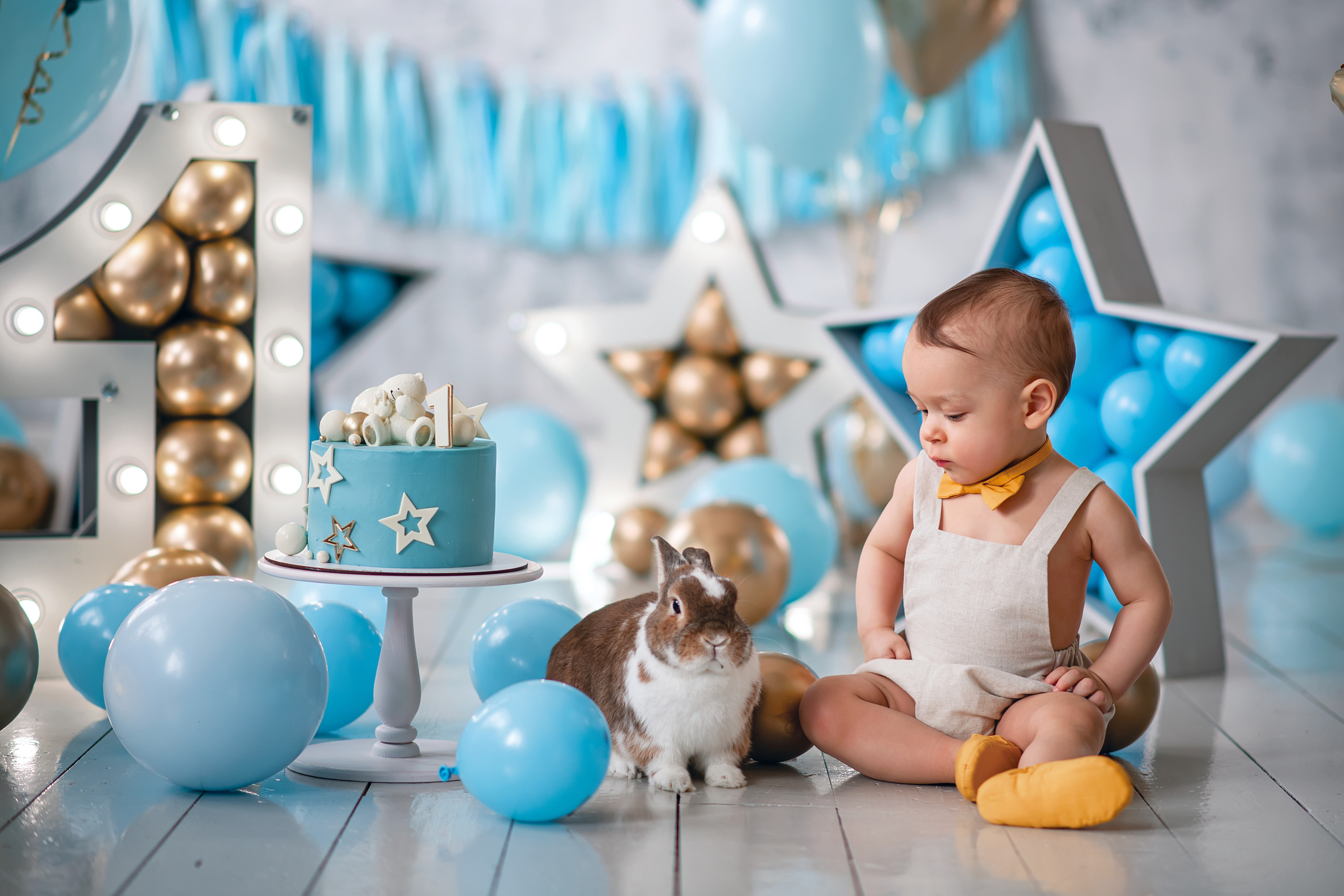 Идея для фотосессии на 1 год для мальчика