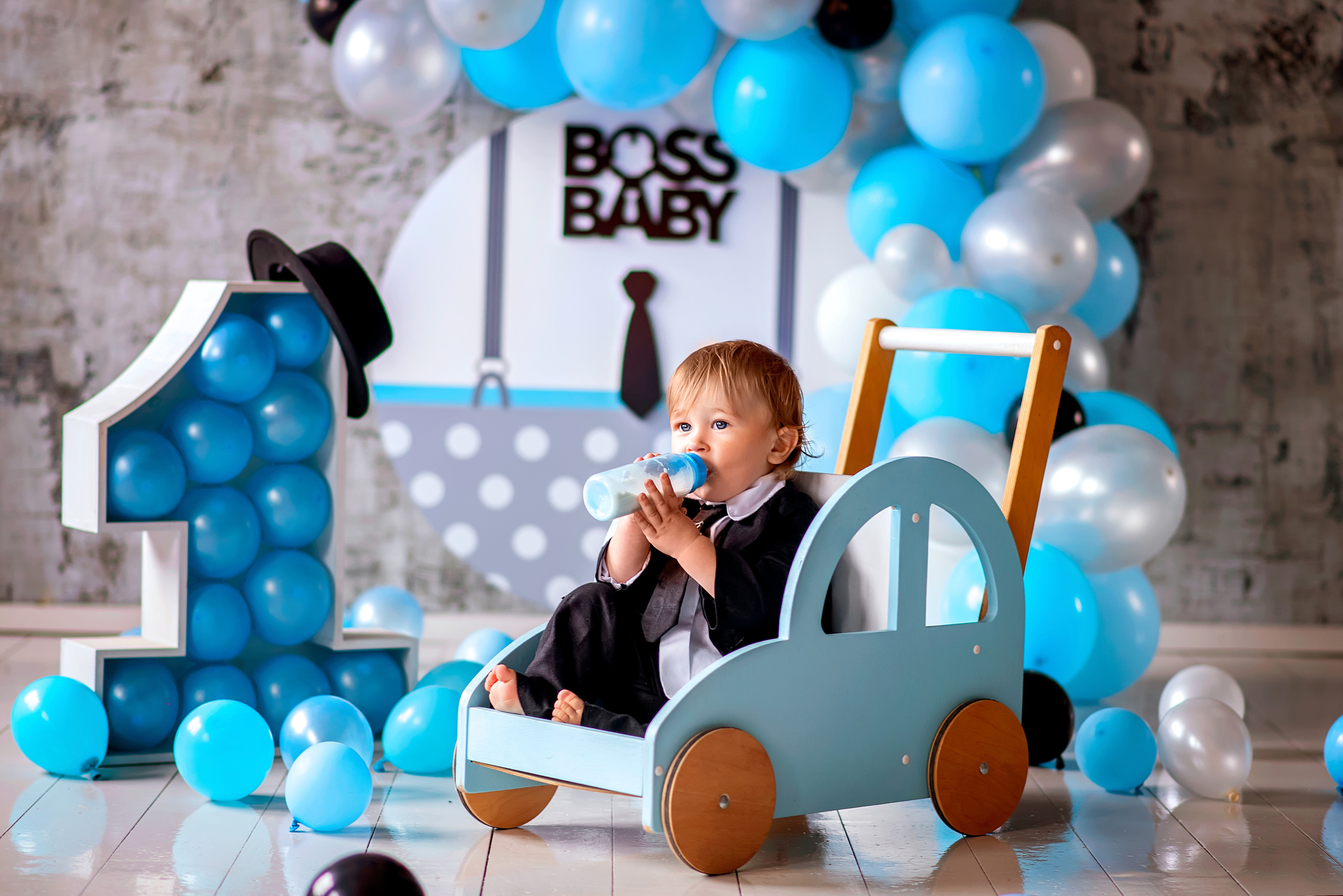 Идея для фотосессии на 1 год для мальчика