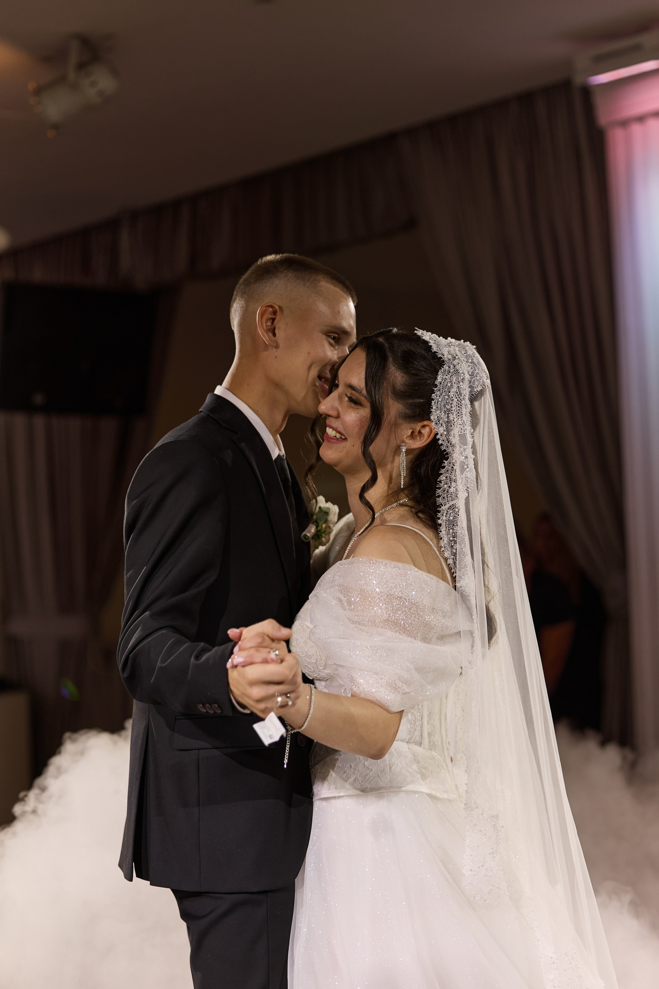 Всеволод и Мадина эмоционально. Kharchenkotatianaweddingphoto