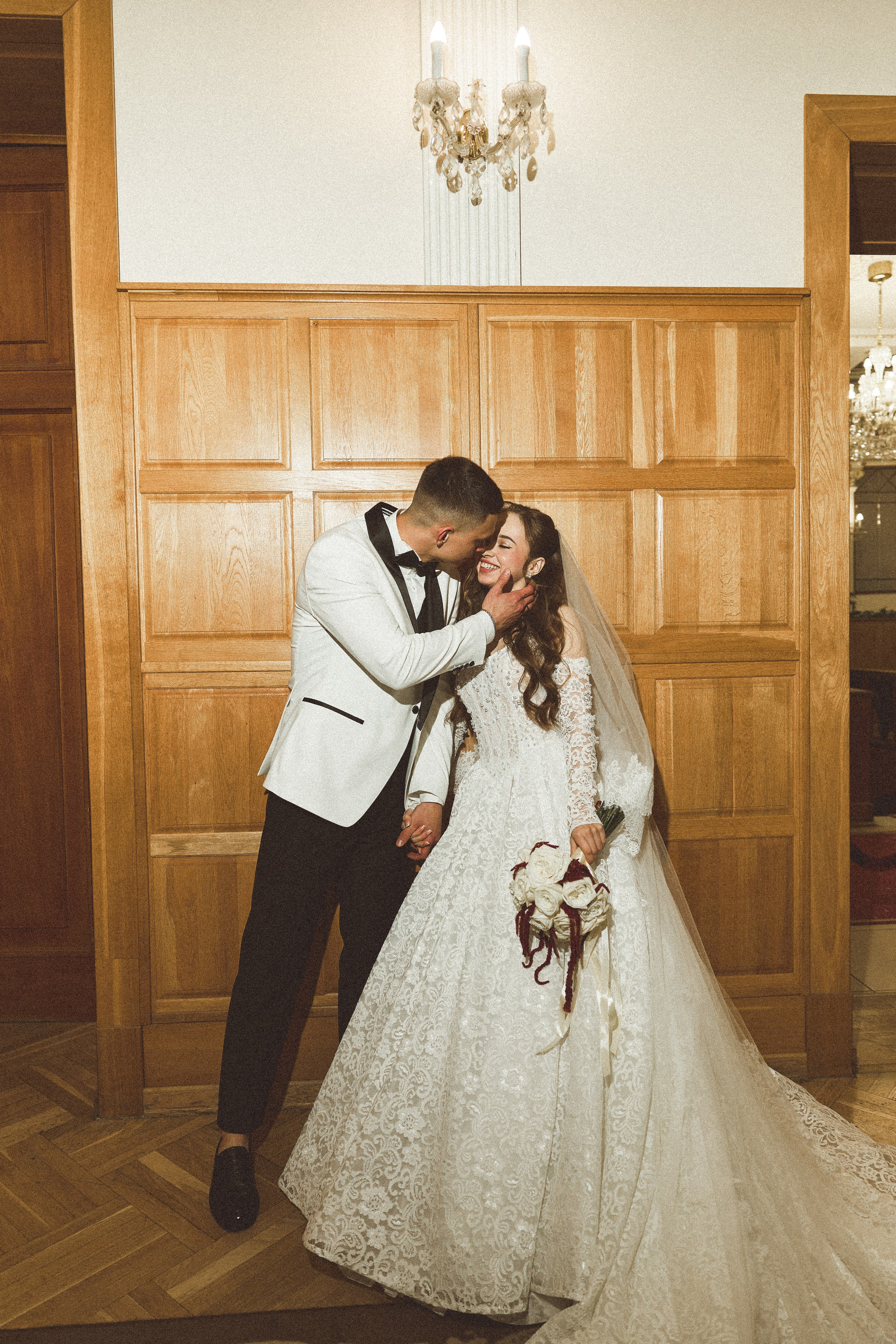 Тимофей и Виолетта самые самые нежные чувства. Kharchenkotatianaweddingphoto