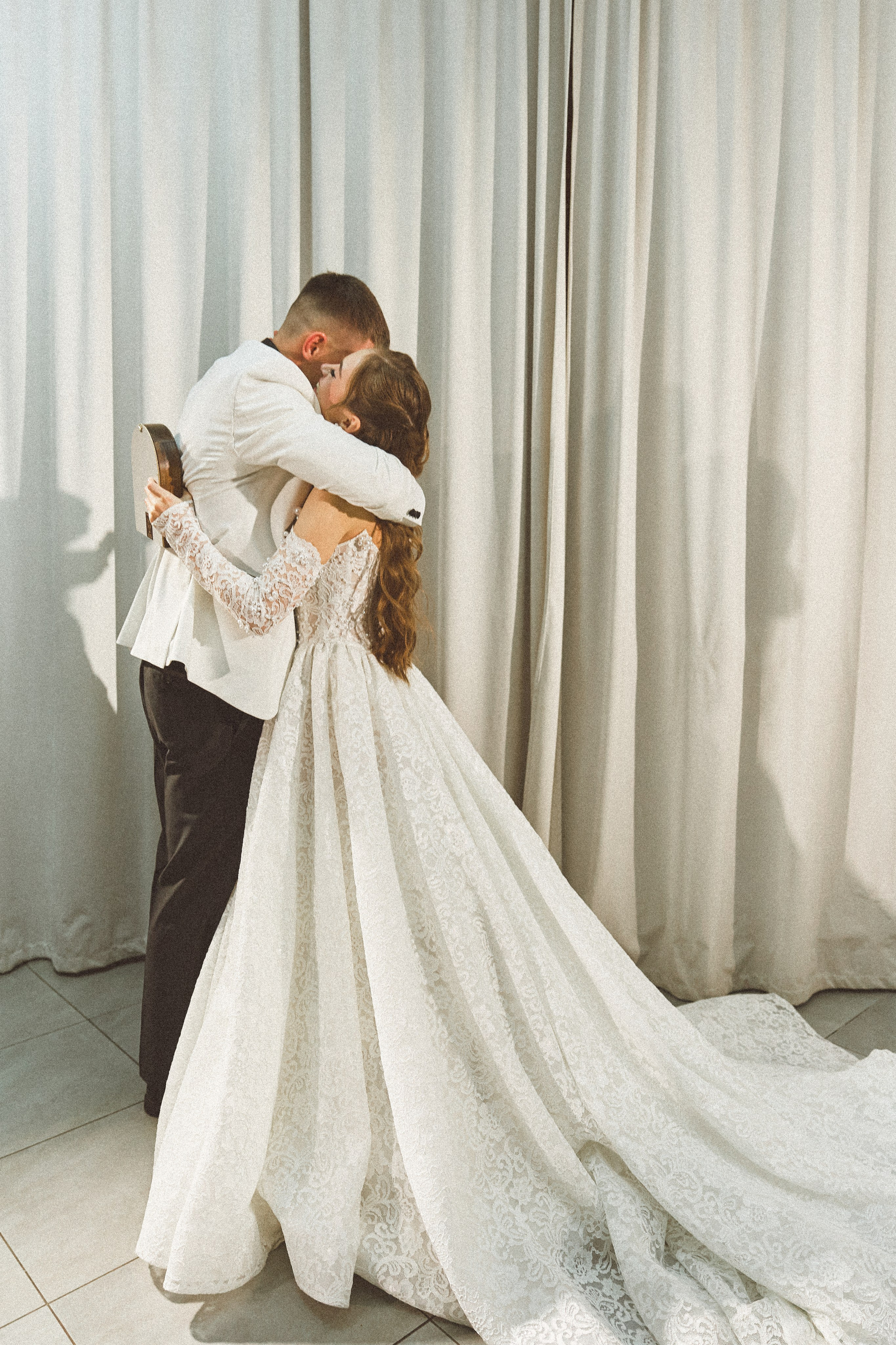Тимофей и Виолетта самые самые нежные чувства. Kharchenkotatianaweddingphoto