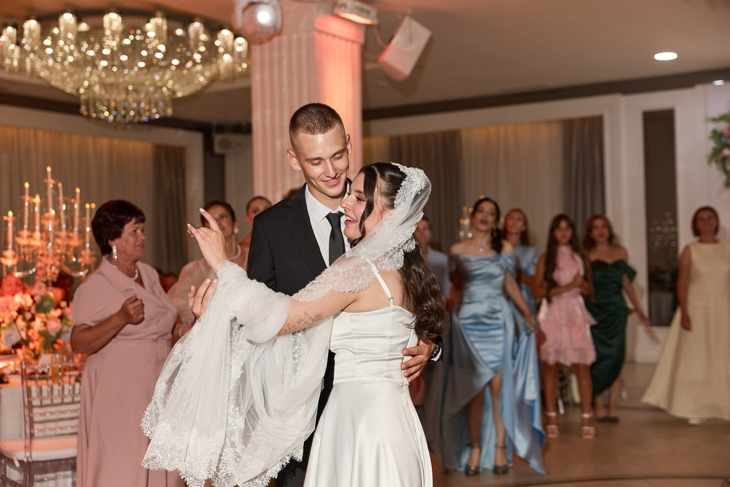 Всеволод и Мадина эмоционально. Kharchenkotatianaweddingphoto