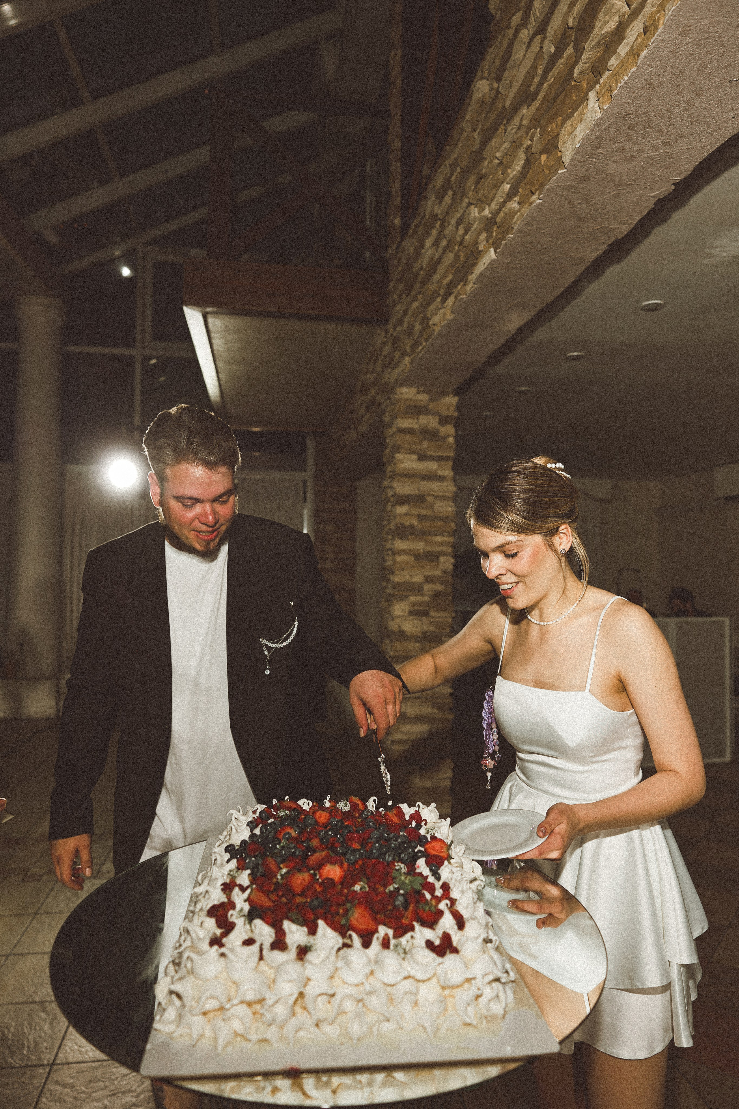 О любви Дмитрия и ЮЛИИ. Kharchenkotatianaweddingphoto
