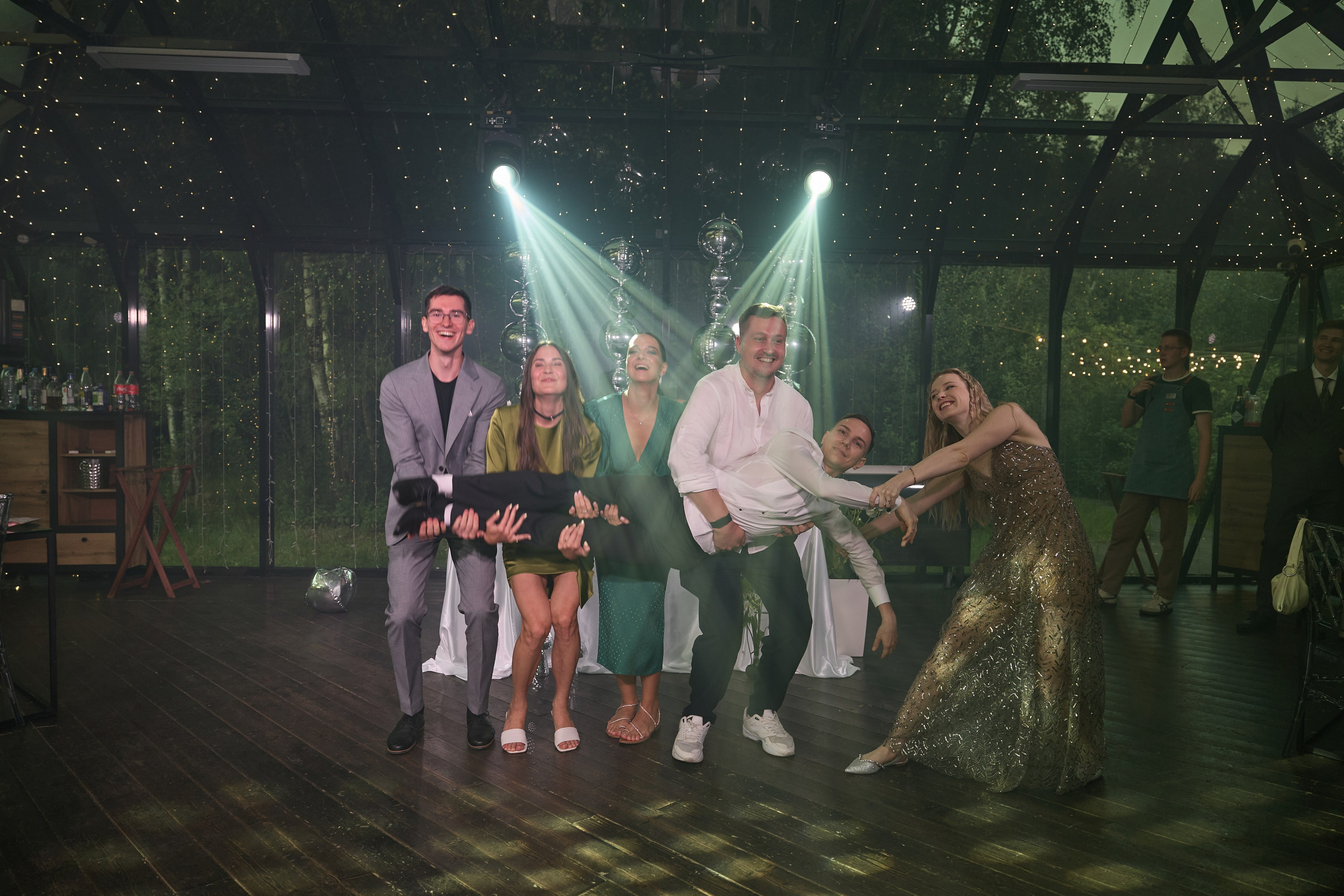 Roman & Julia Green House. Kharchenkotatianaweddingphoto