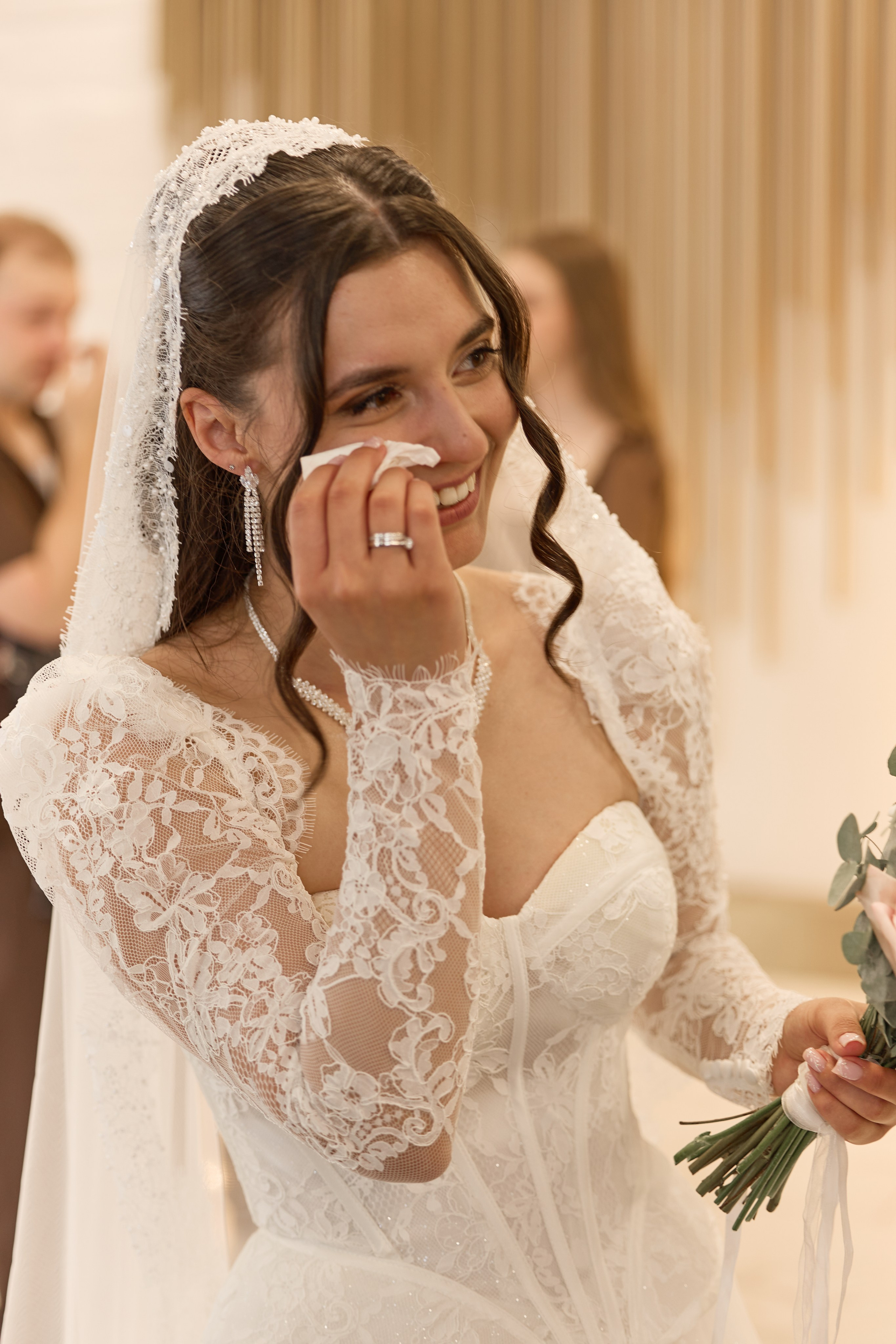 Всеволод и Мадина эмоционально. Kharchenkotatianaweddingphoto