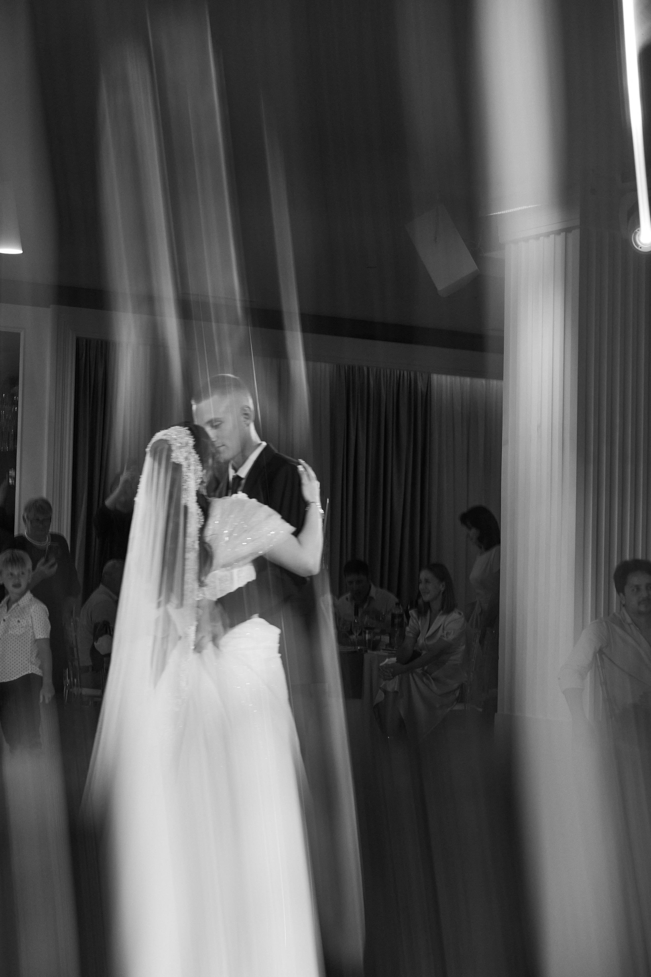 Всеволод и Мадина эмоционально. Kharchenkotatianaweddingphoto
