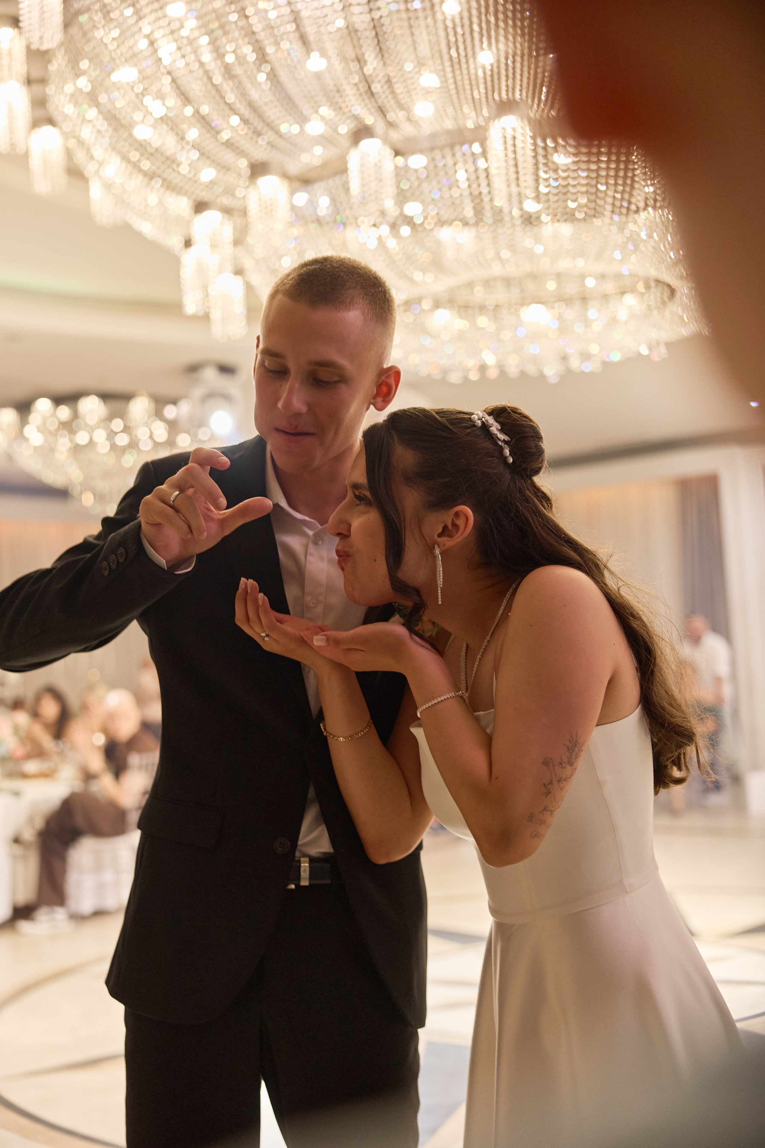 Всеволод и Мадина эмоционально. Kharchenkotatianaweddingphoto