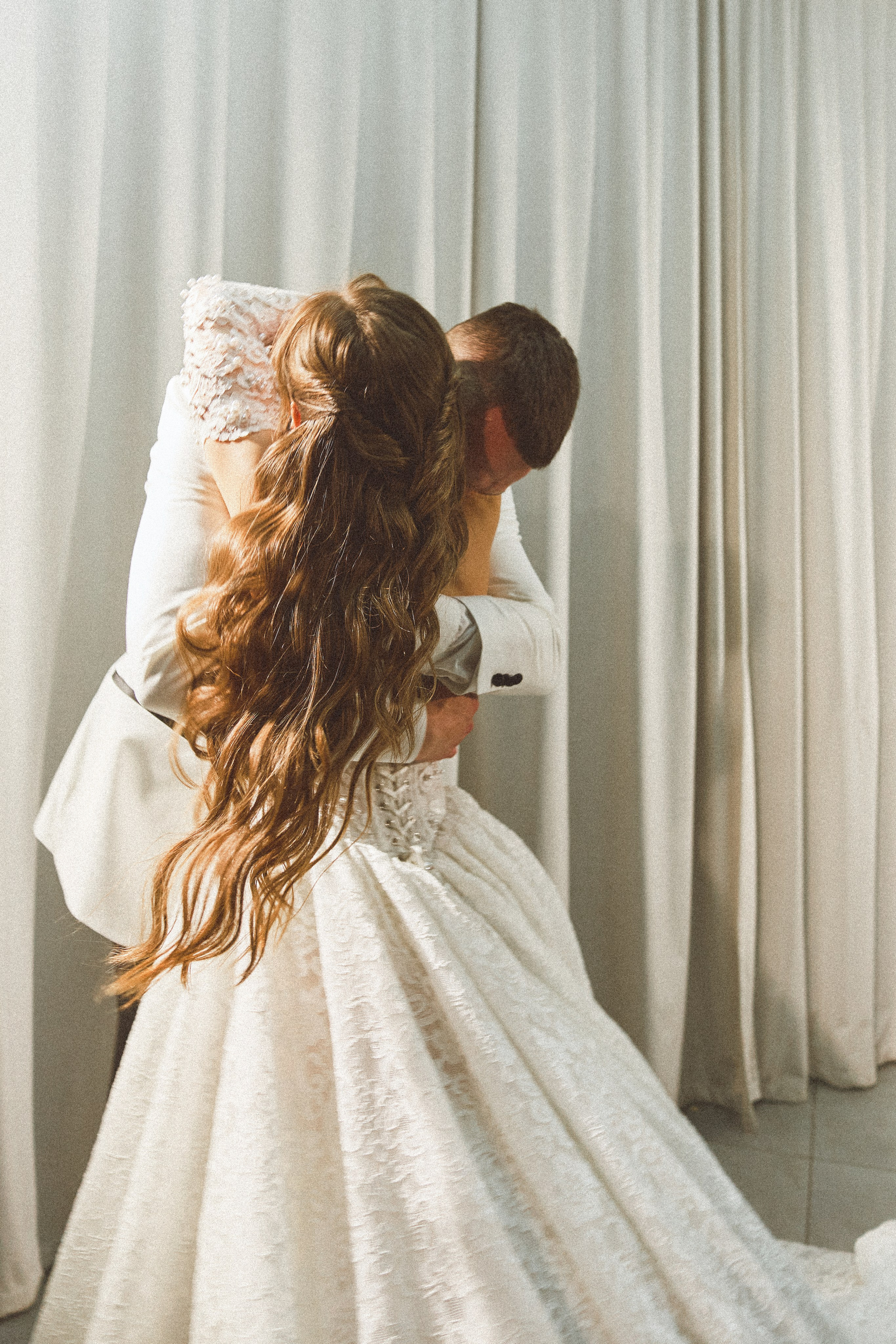 Тимофей и Виолетта самые самые нежные чувства. Kharchenkotatianaweddingphoto