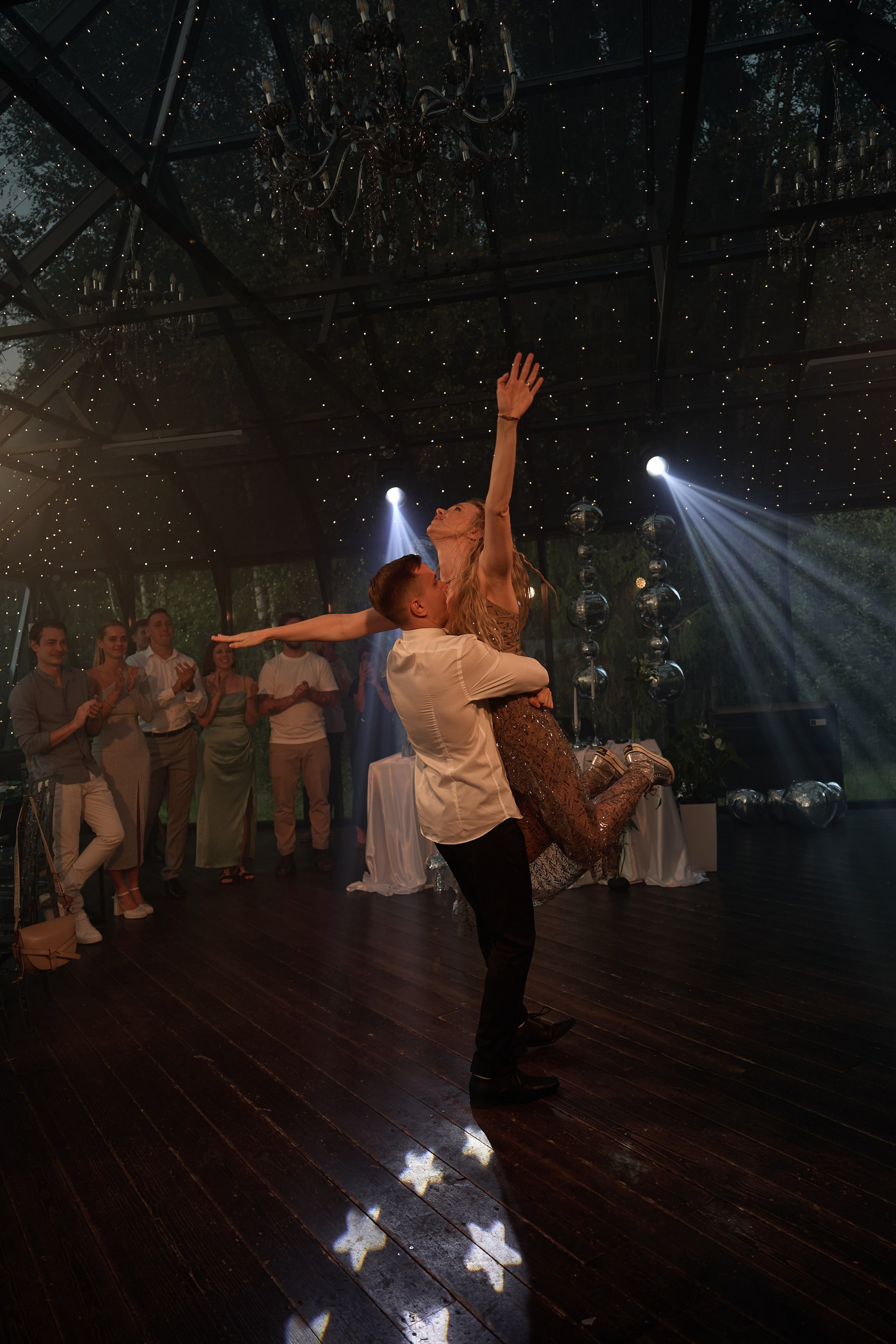 Roman & Julia Green House. Kharchenkotatianaweddingphoto