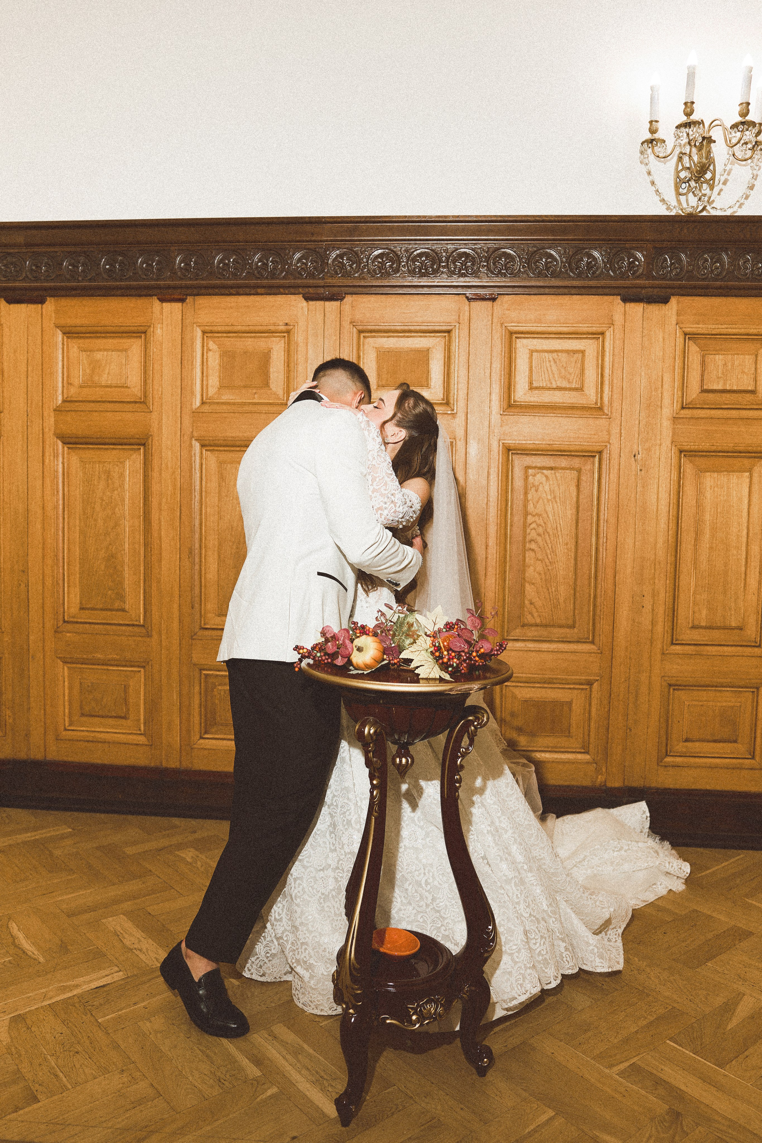 Тимофей и Виолетта самые самые нежные чувства. Kharchenkotatianaweddingphoto