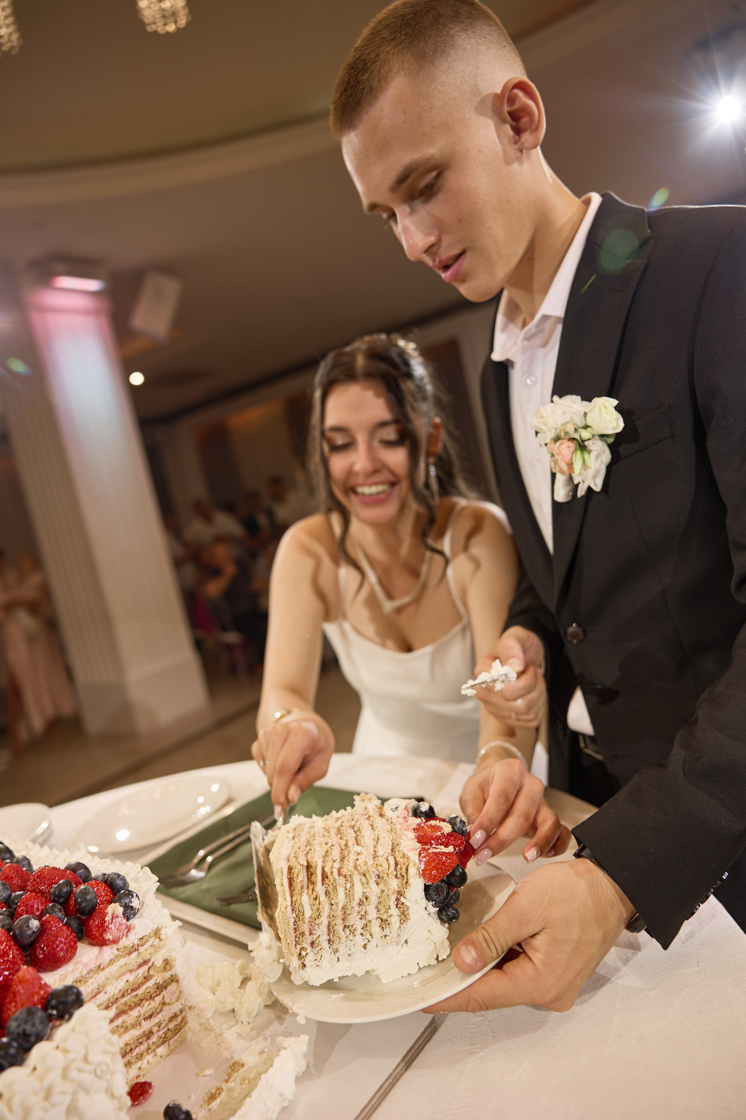 Всеволод и Мадина эмоционально. Kharchenkotatianaweddingphoto
