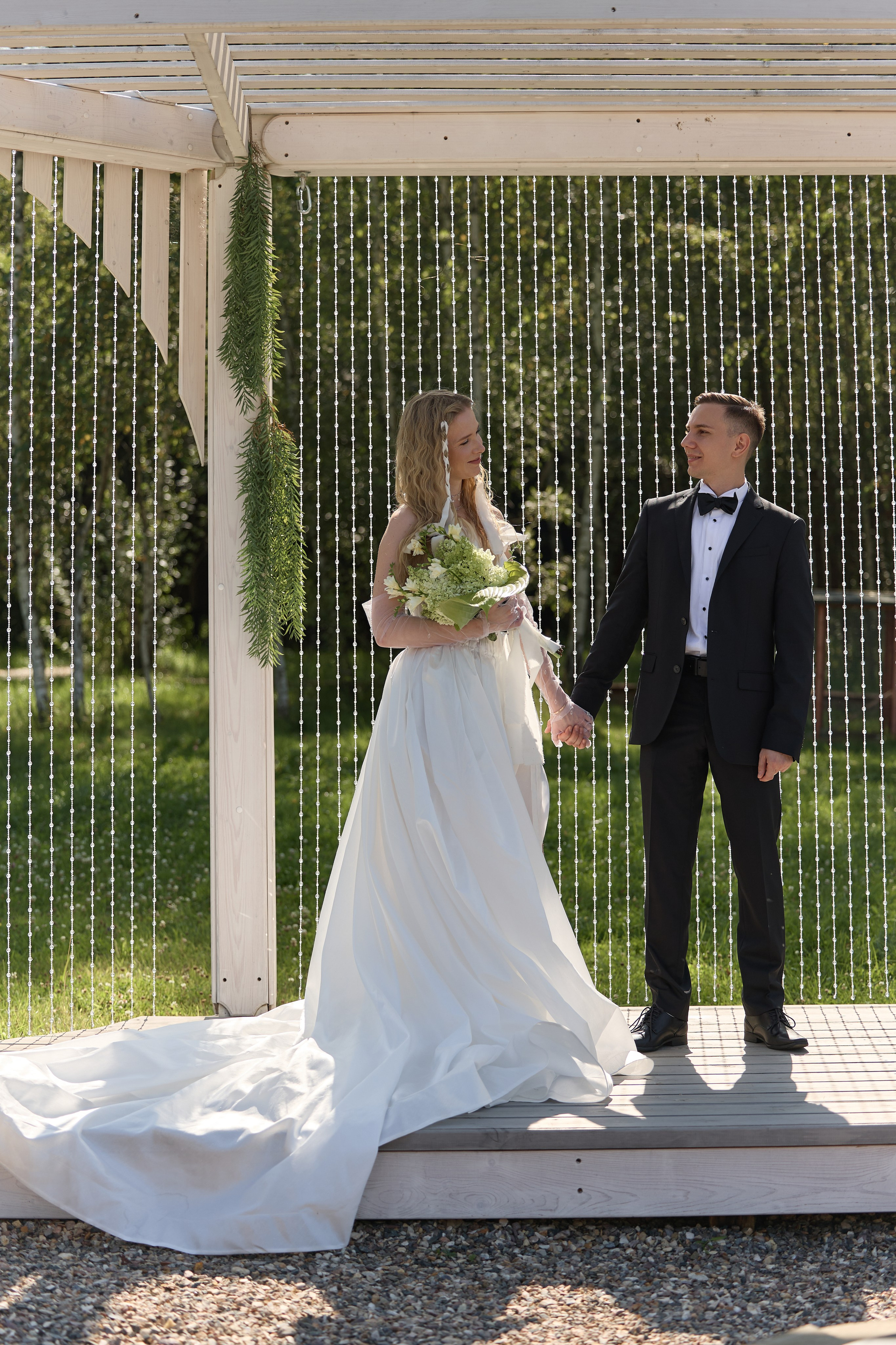 Roman & Julia Green House. Kharchenkotatianaweddingphoto
