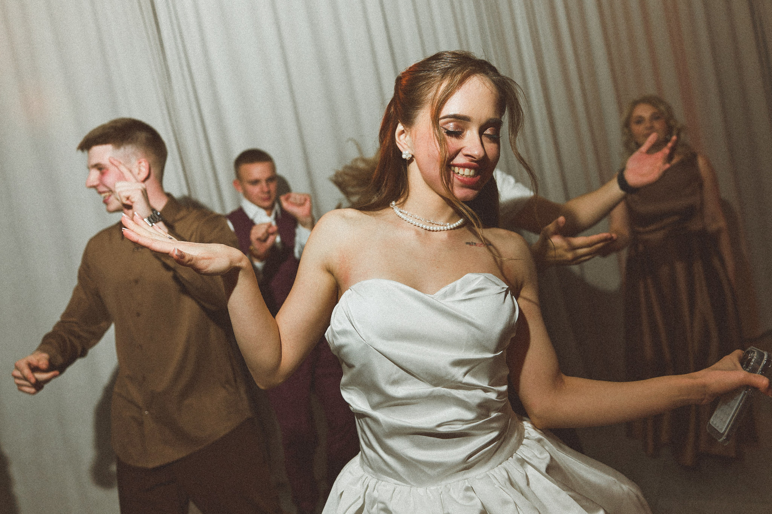 Тимофей и Виолетта самые самые нежные чувства. Kharchenkotatianaweddingphoto