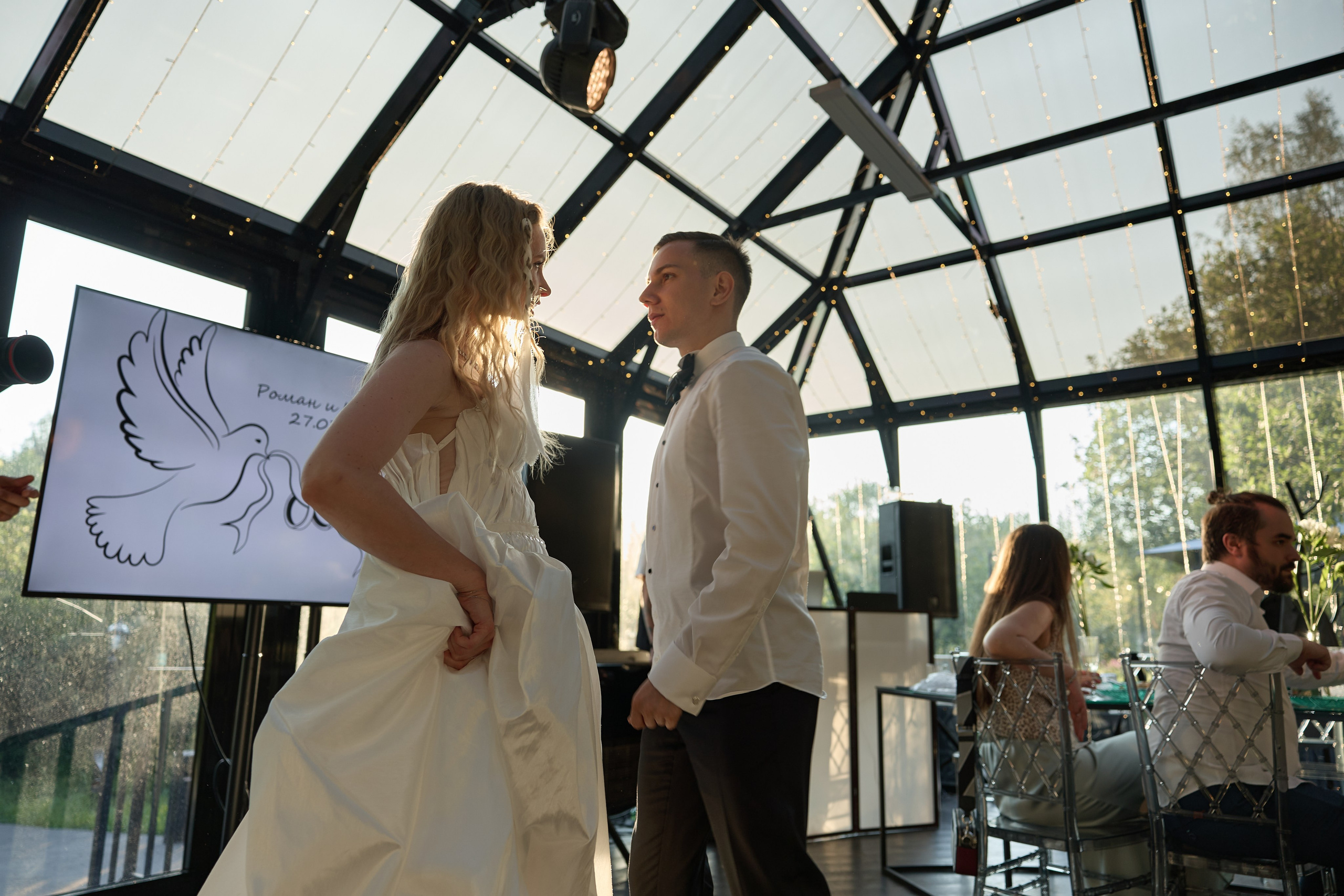 Roman & Julia Green House. Kharchenkotatianaweddingphoto