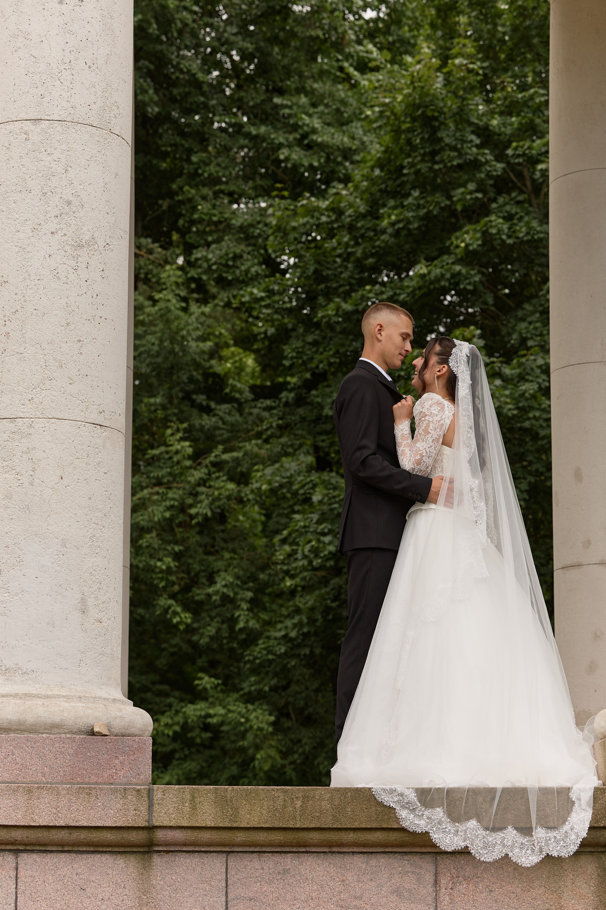 Всеволод и Мадина эмоционально. Kharchenkotatianaweddingphoto