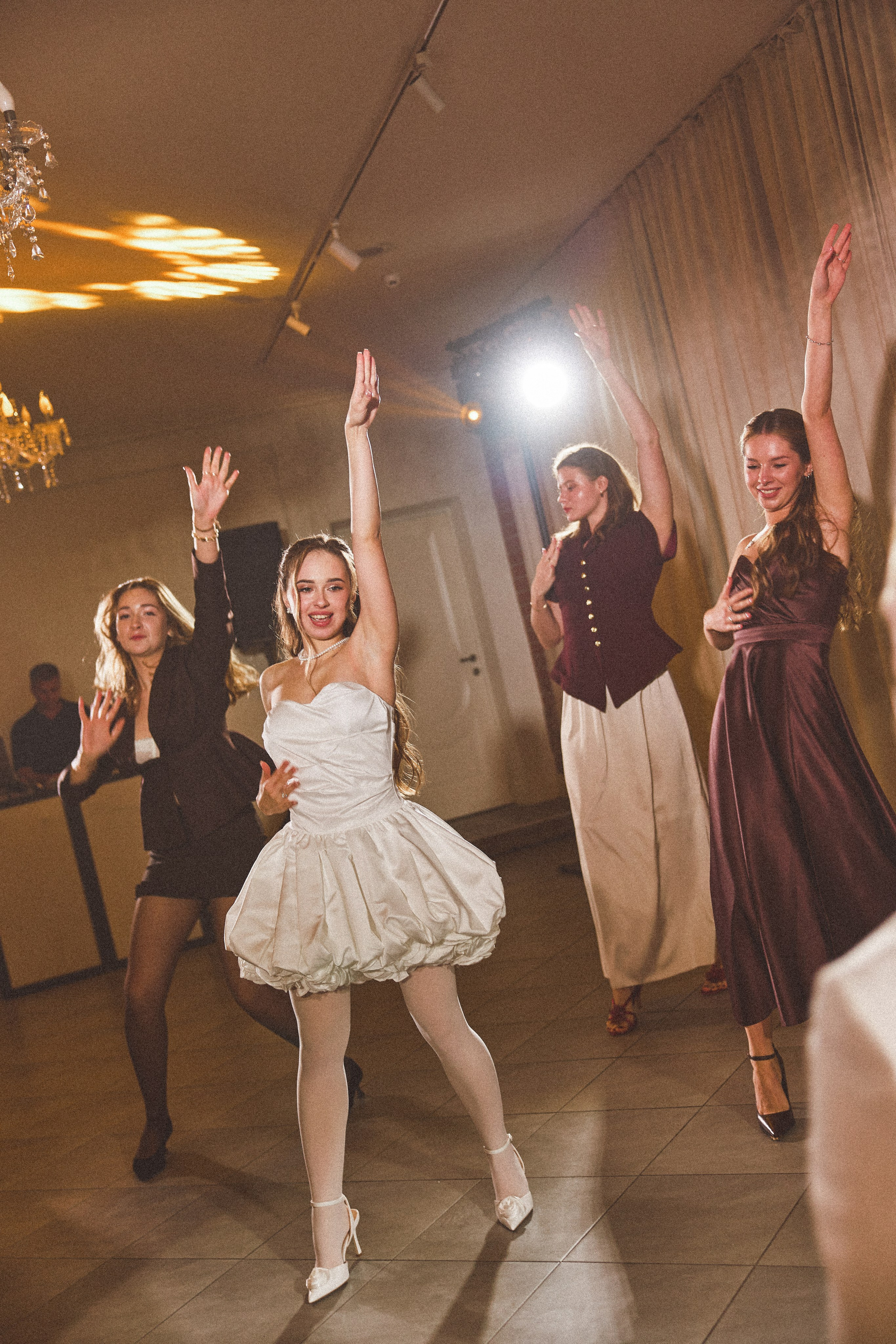 Тимофей и Виолетта самые самые нежные чувства. Kharchenkotatianaweddingphoto