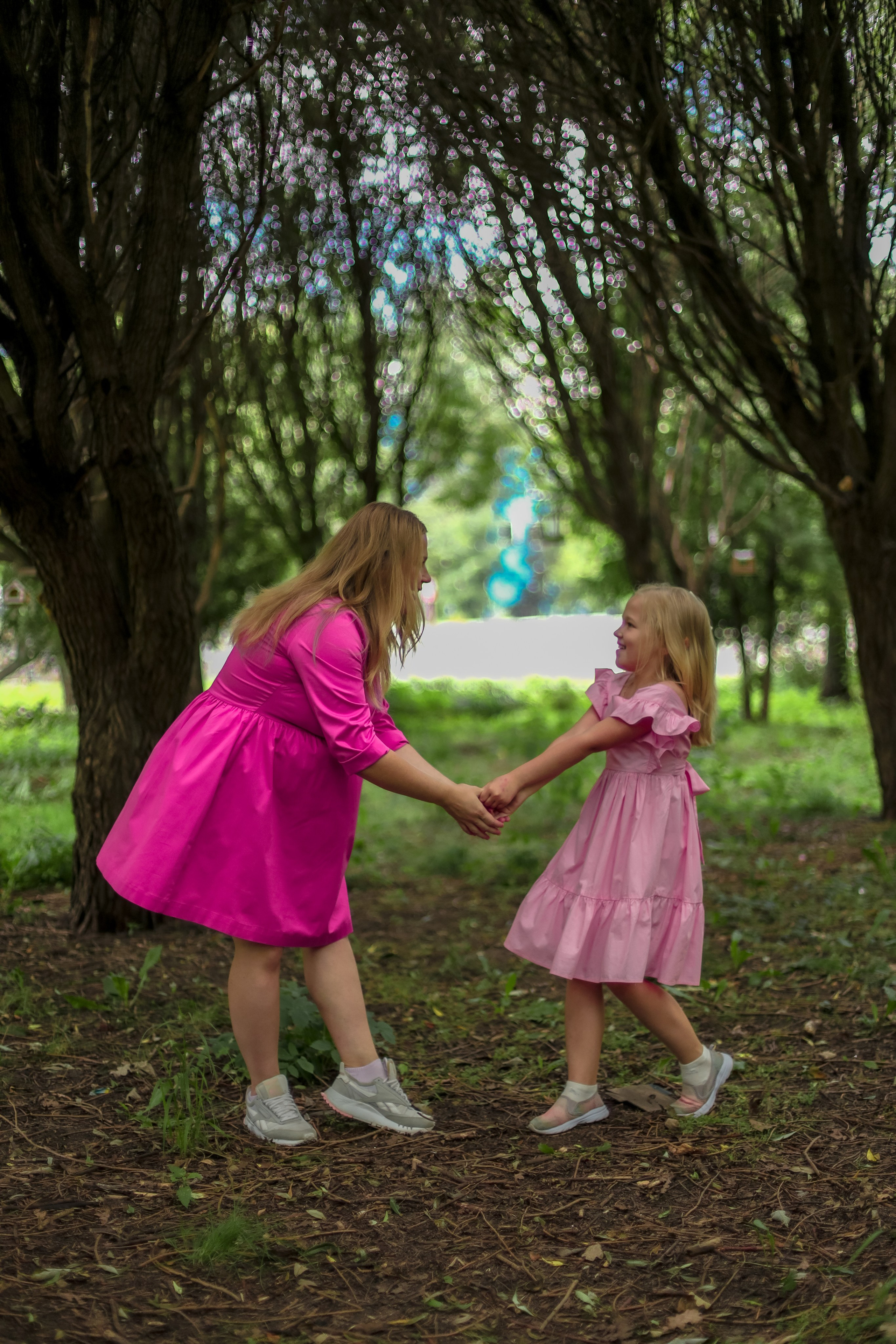 Анна и Алина прогулка в парке. Kharchenkotatianaweddingphoto