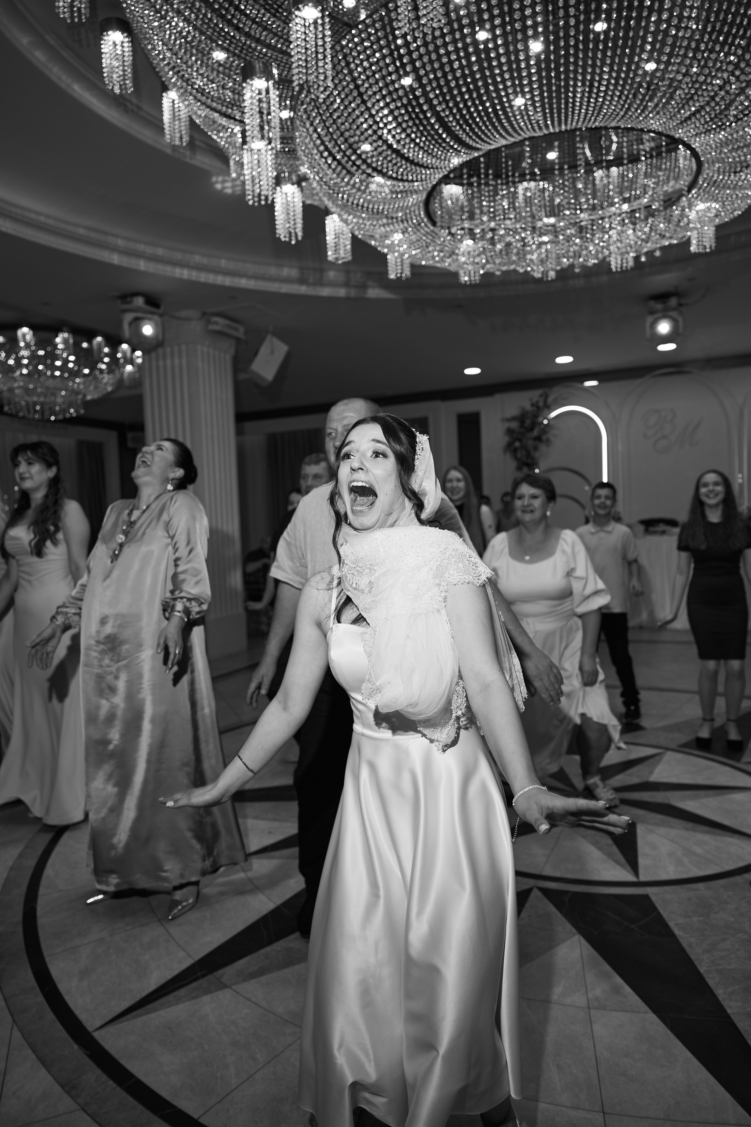 Всеволод и Мадина эмоционально. Kharchenkotatianaweddingphoto