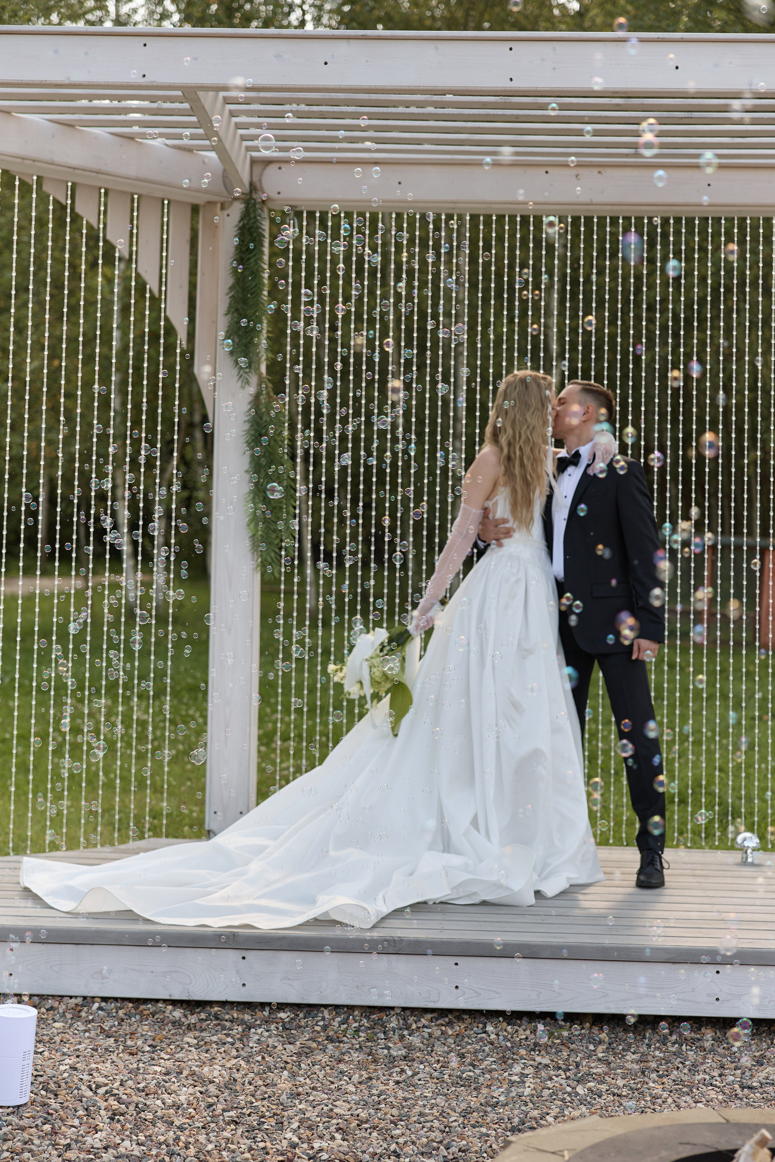 Roman & Julia Green House. Kharchenkotatianaweddingphoto