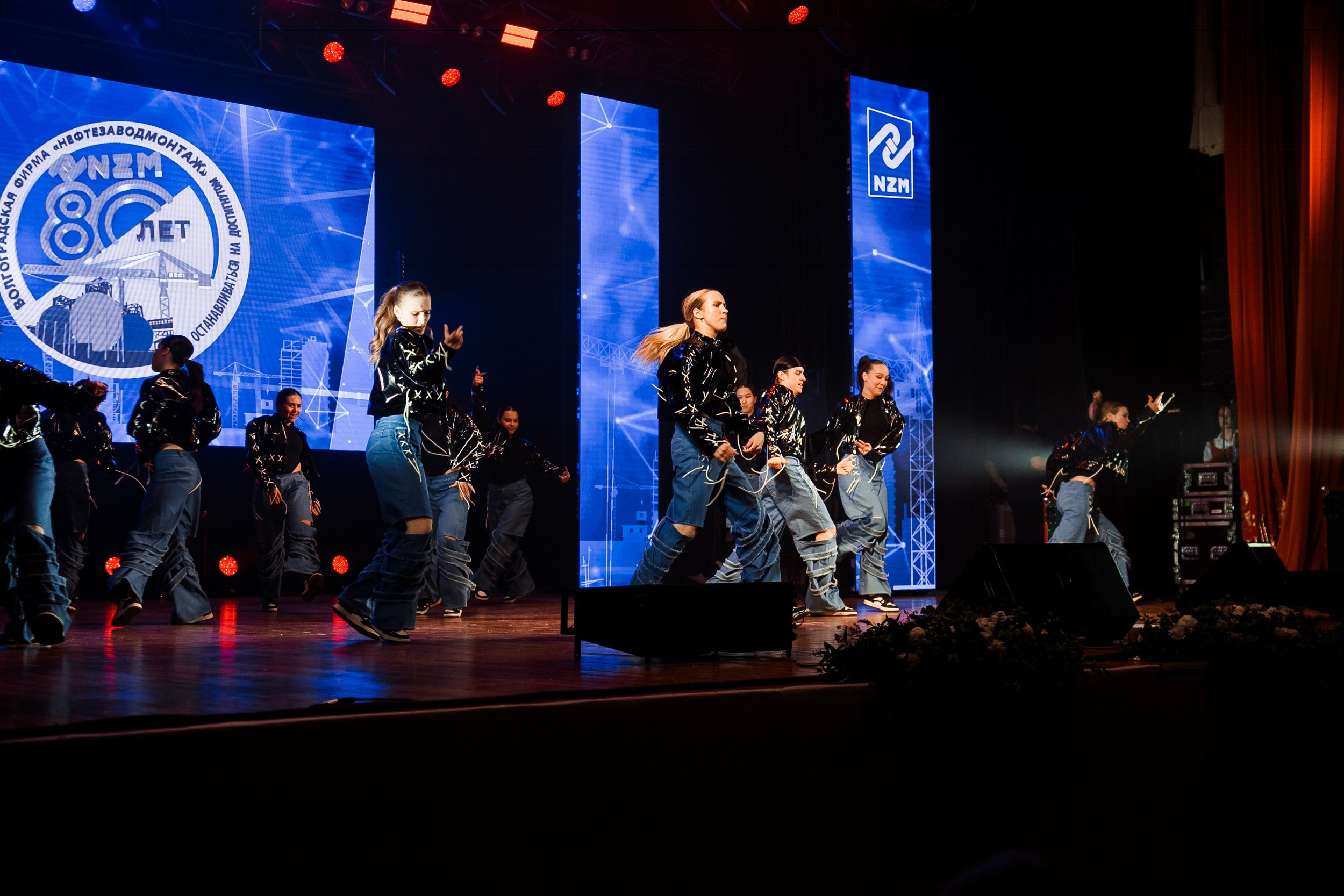 Юбилей фирмы «НЕФТЕЗАВОДМОНТАЖ». Свадебный и детский фотограф в Волгограде Слава Белов