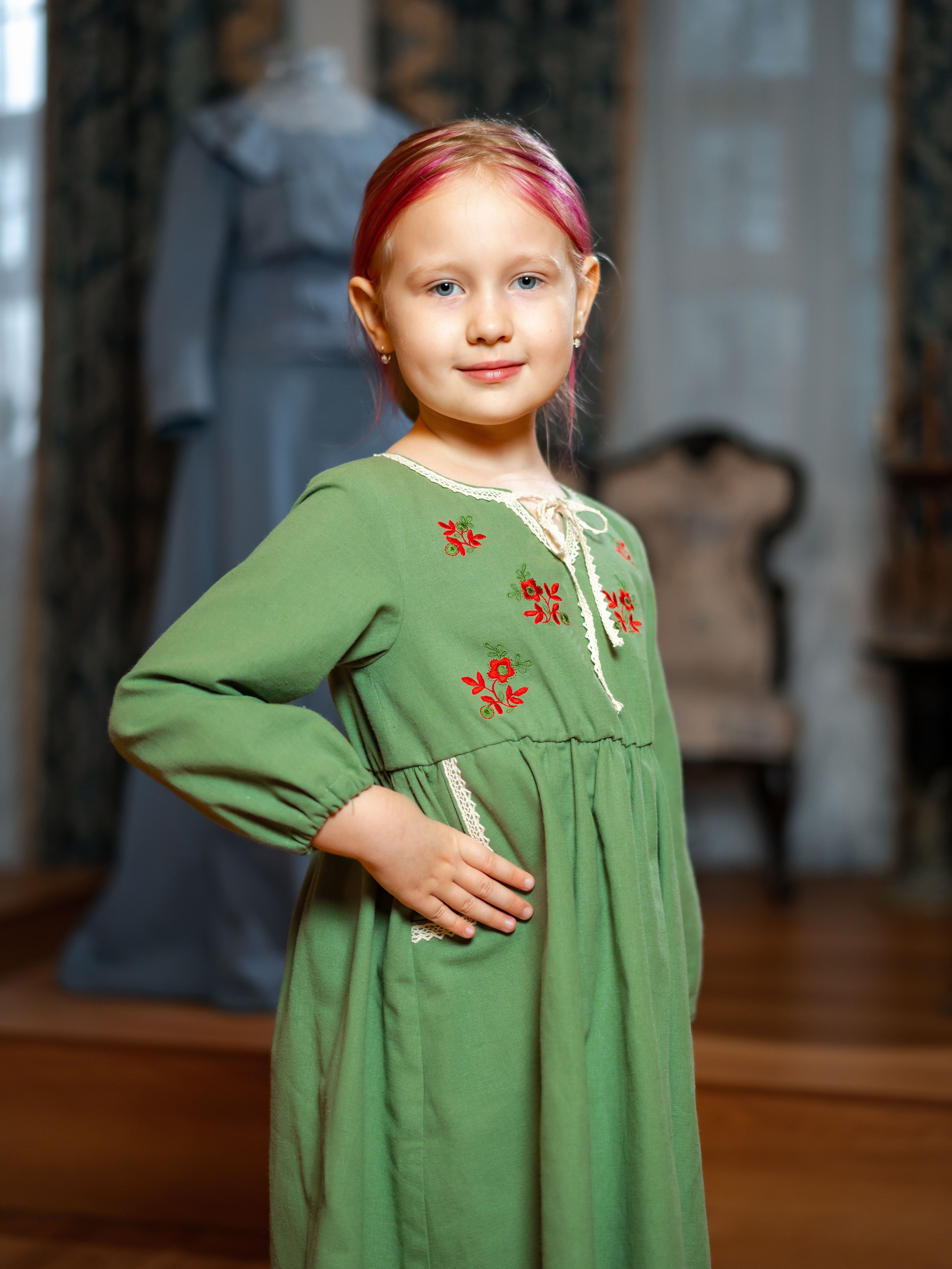 Показ одежды в рамках выставки «105. Лучшее». Фотограф Москва