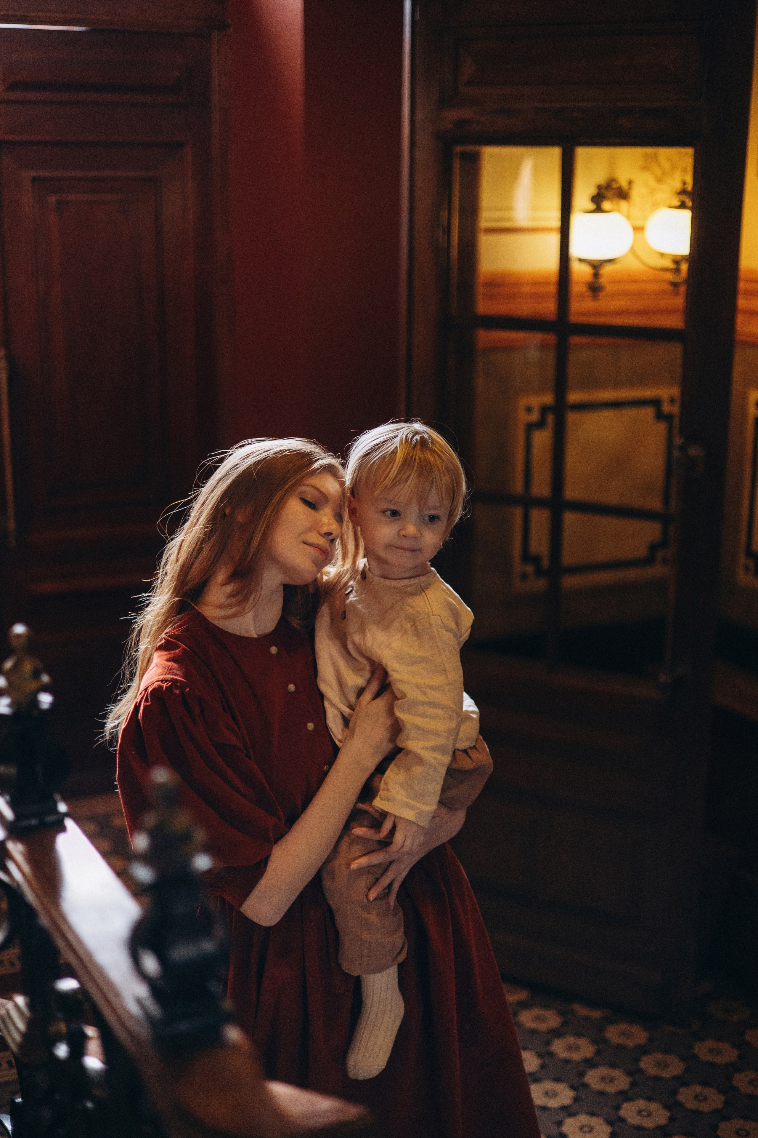 Тоня и Мироша в исторической квартире в центре Москвы. Семейный фотограф в Москве Марина Петра