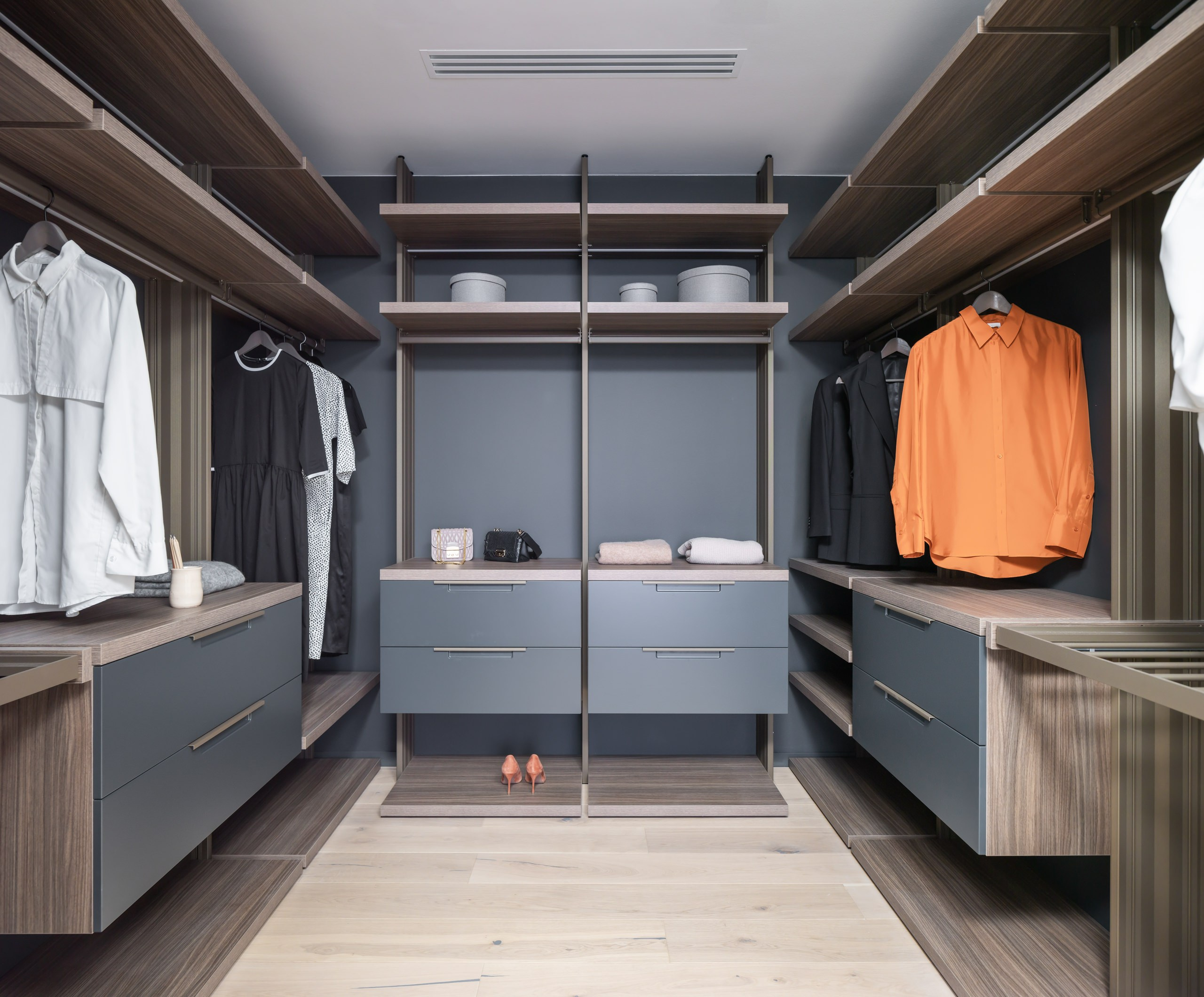 Просторная квартира в "Forum City" - Интерьерный фотограф Коваль Илья. Коваль Илья — Интерьерный и архитектурный фотограф