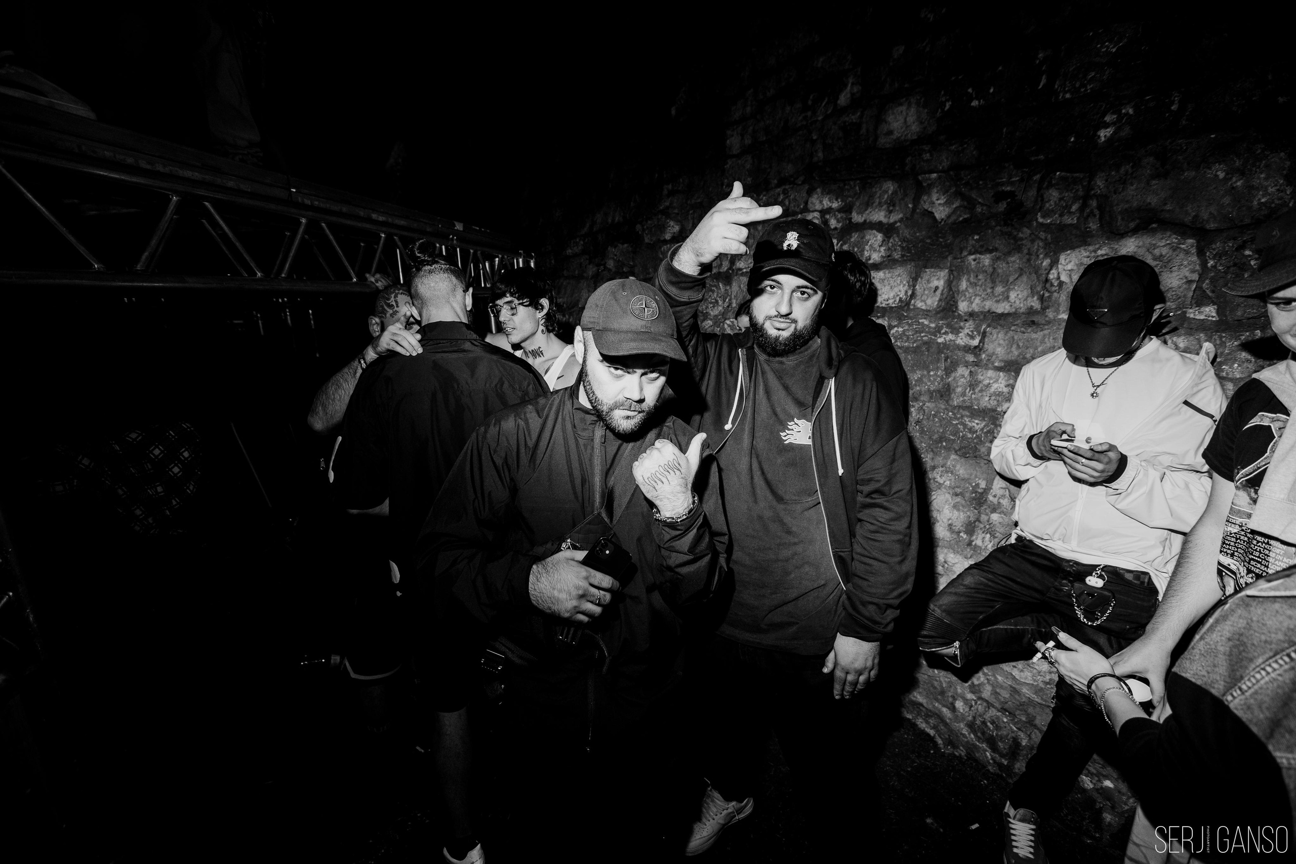 BASEMENT. Фотограф Serj Ganso